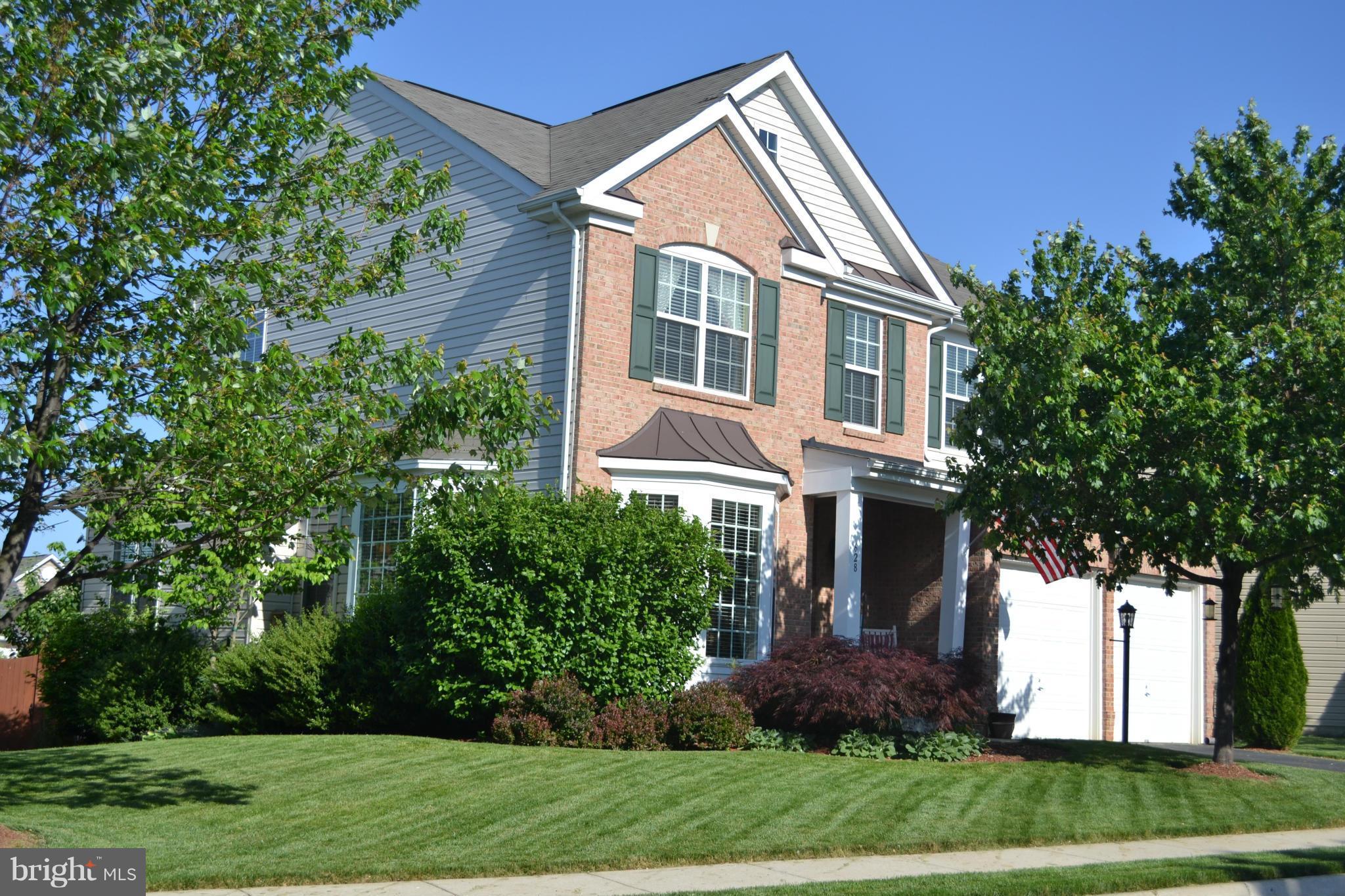 HOMEPLACE ON PELHAMS REACH - Residential