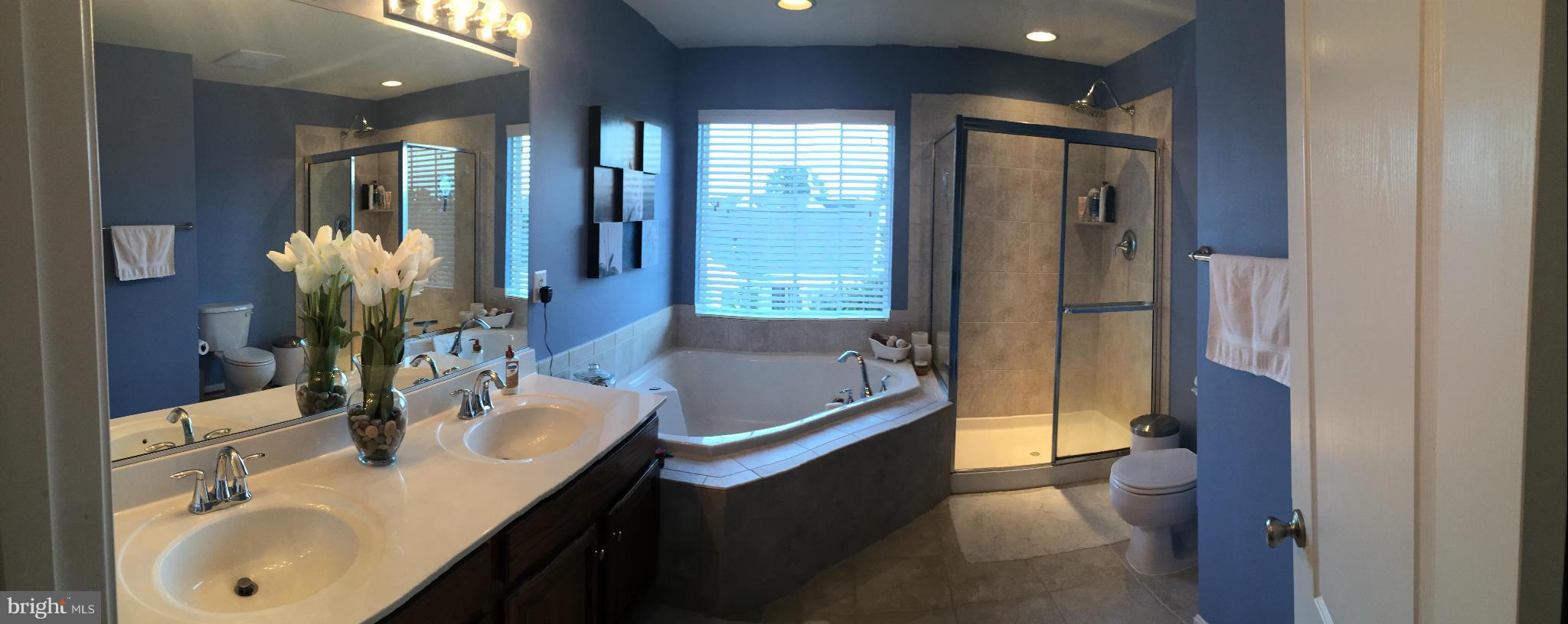 HOMEPLACE ON PELHAMS REACH - Residential