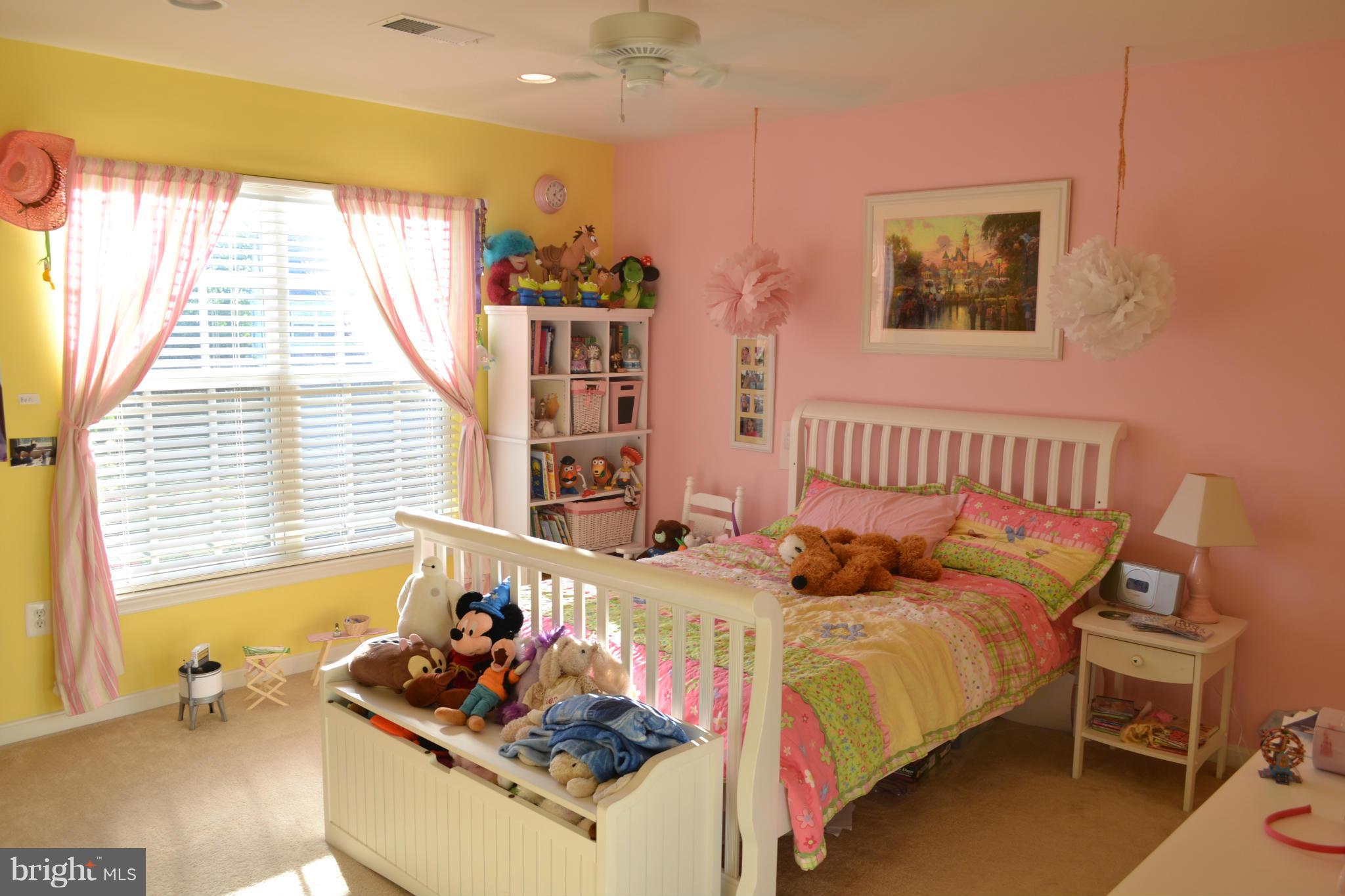 HOMEPLACE ON PELHAMS REACH - Residential