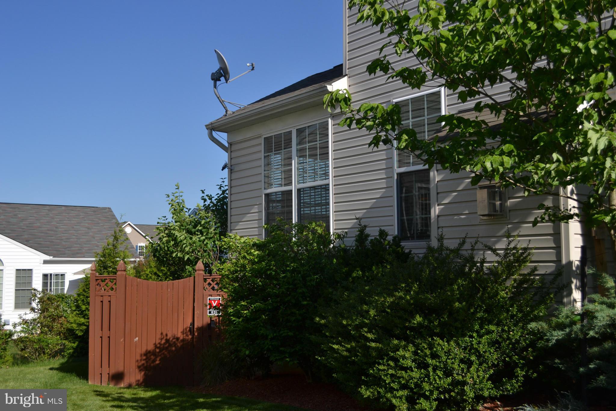 HOMEPLACE ON PELHAMS REACH - Residential