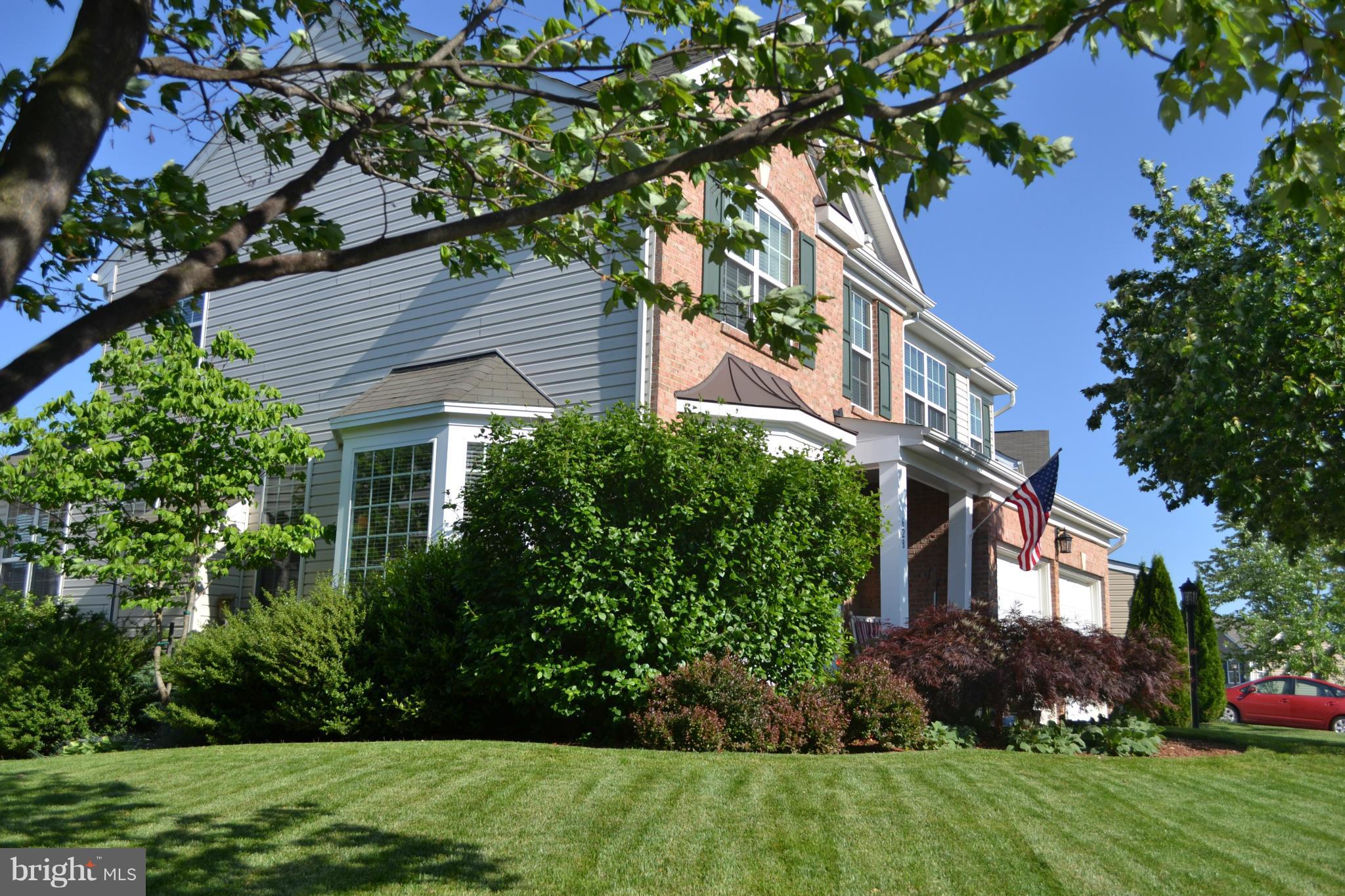 HOMEPLACE ON PELHAMS REACH - Residential