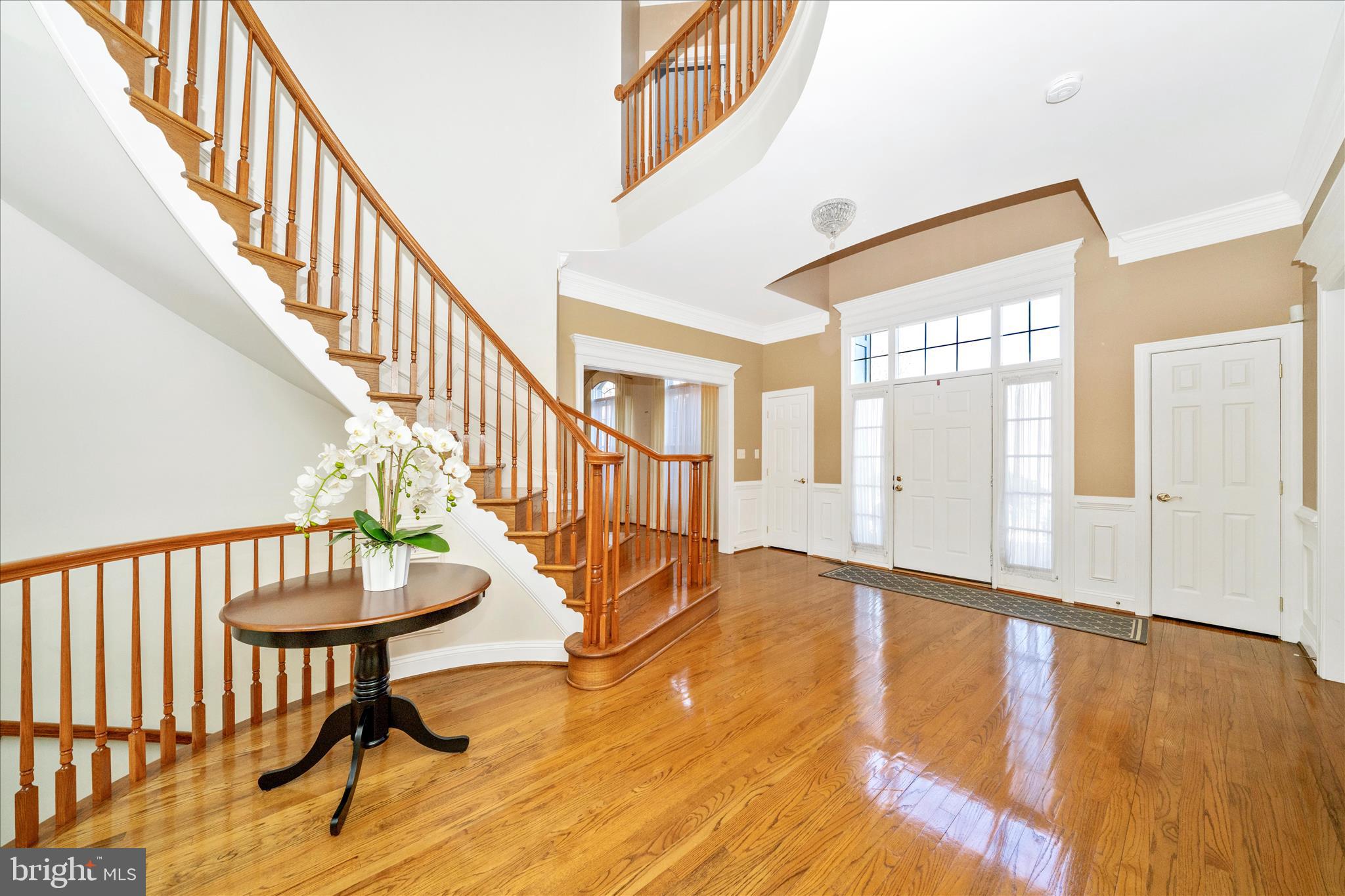 HAMPSHIRE GREENS - Residential