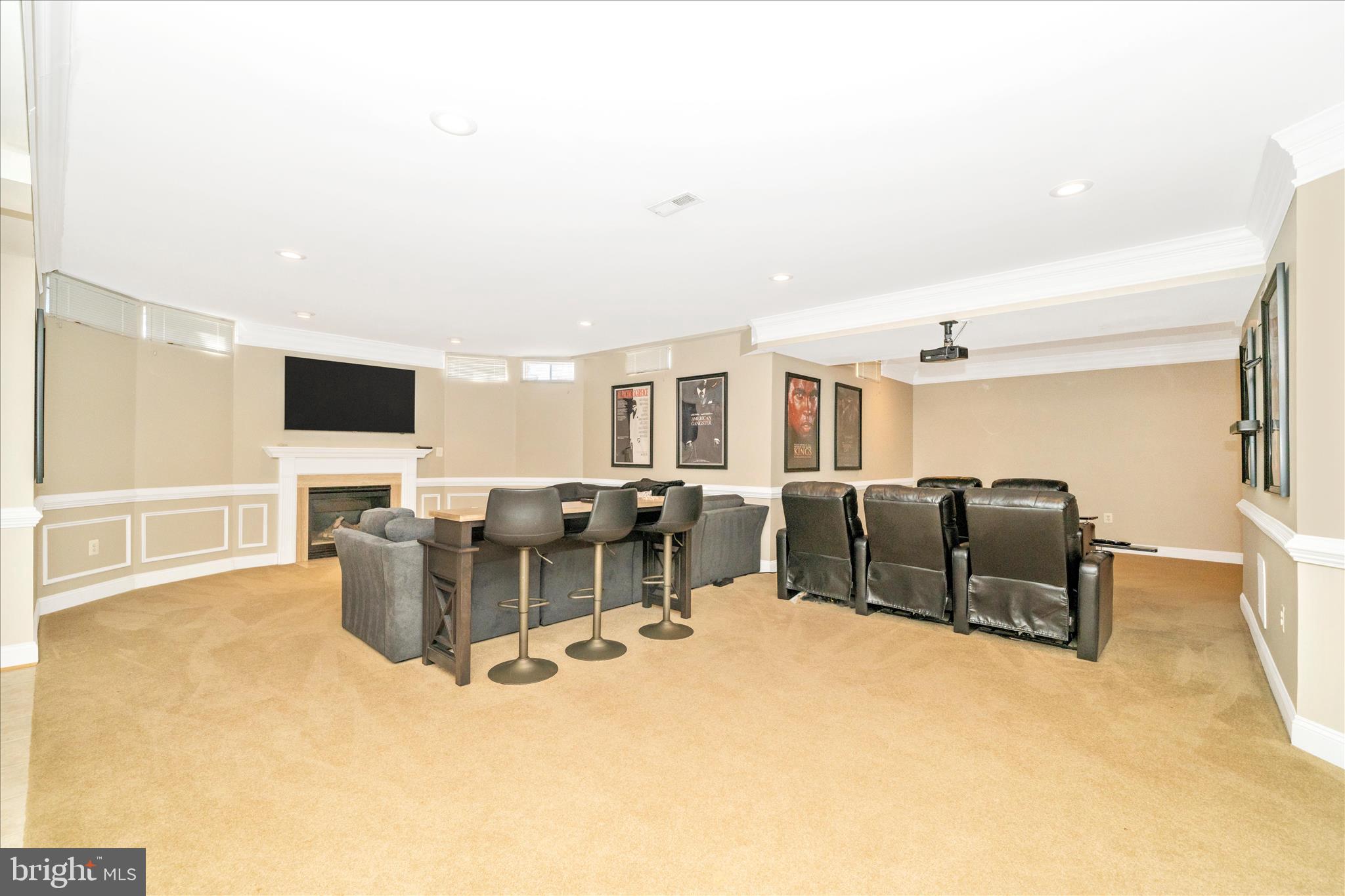 HAMPSHIRE GREENS - Residential