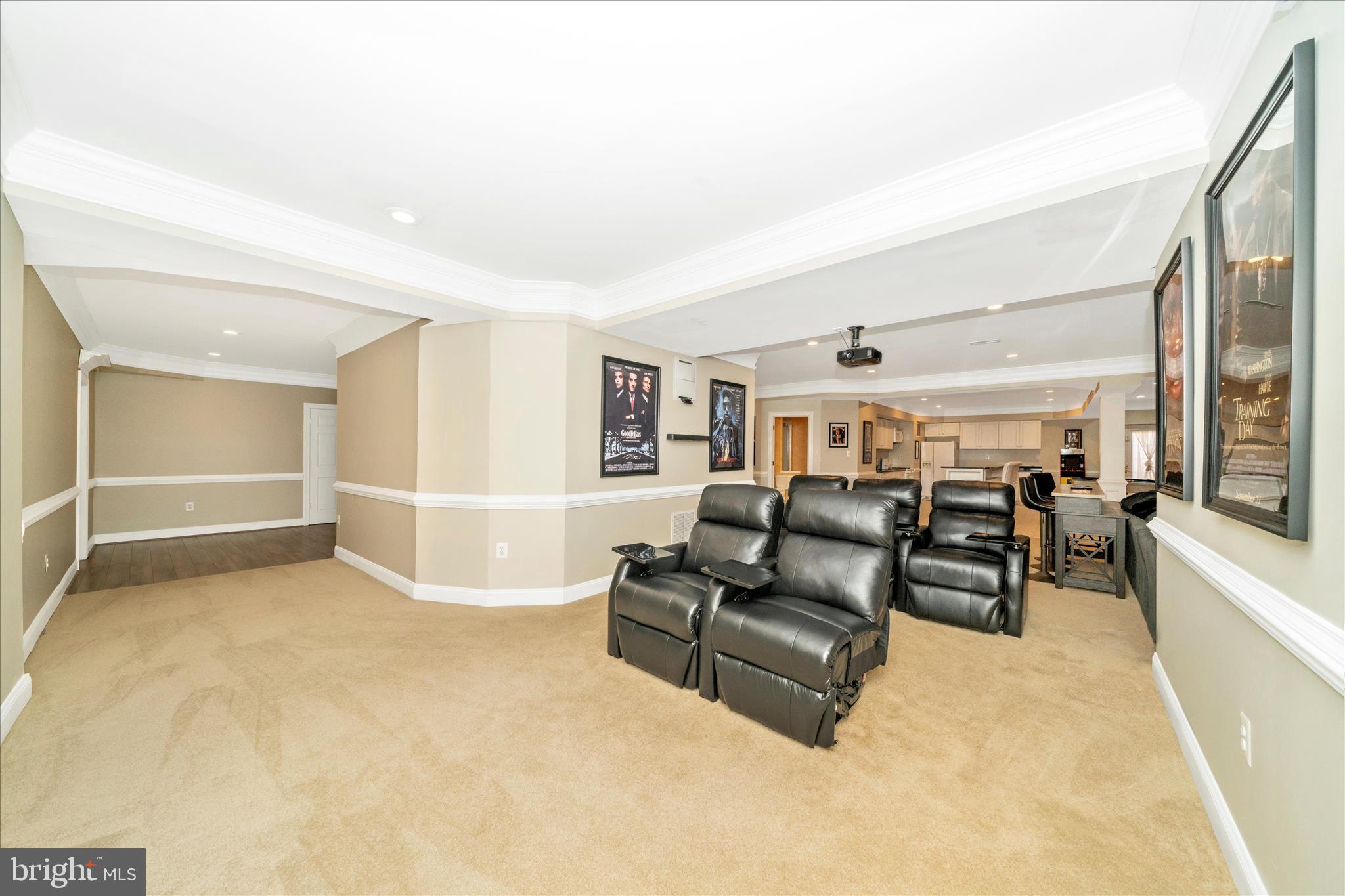 HAMPSHIRE GREENS - Residential