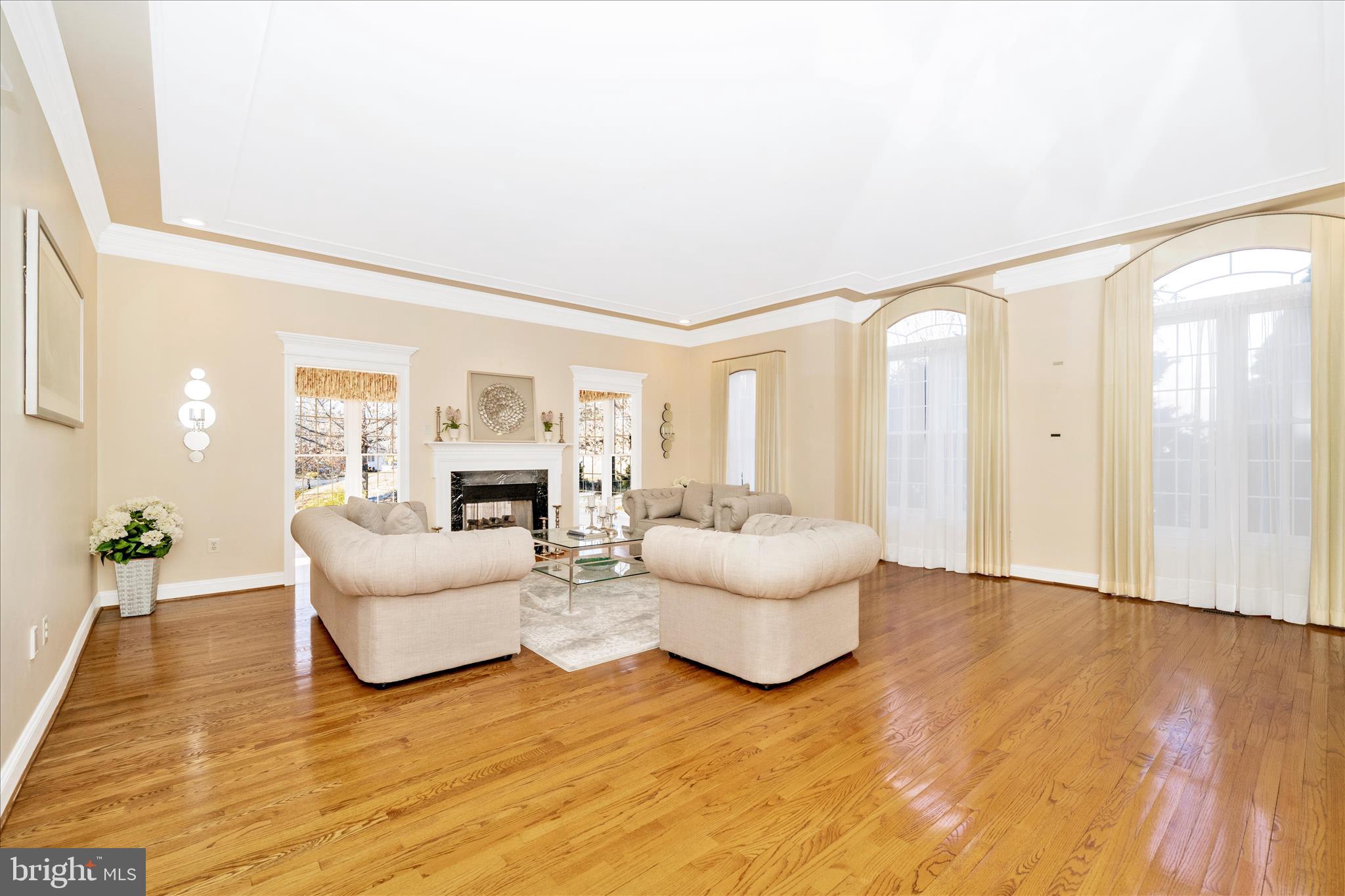 HAMPSHIRE GREENS - Residential