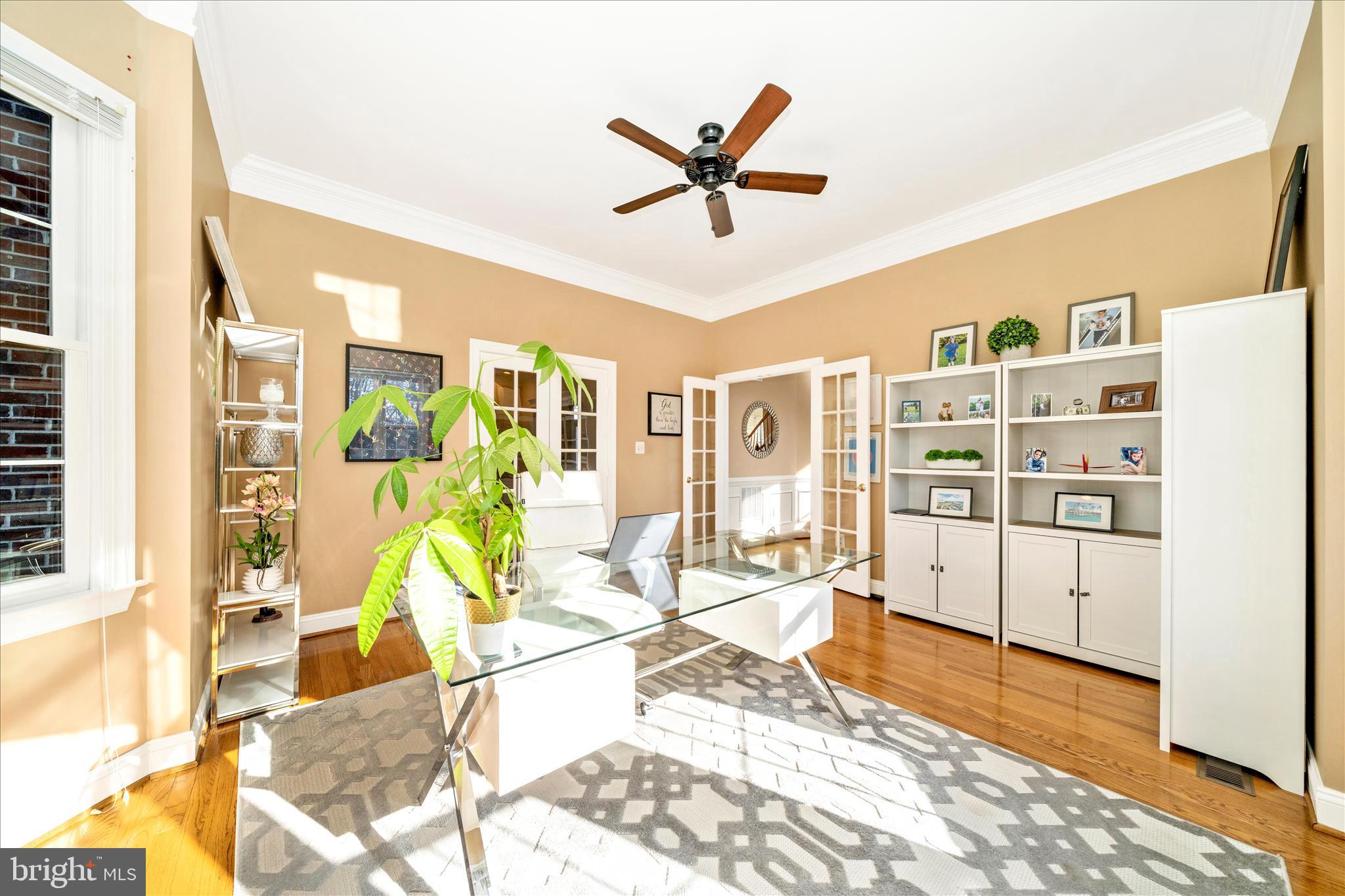 HAMPSHIRE GREENS - Residential