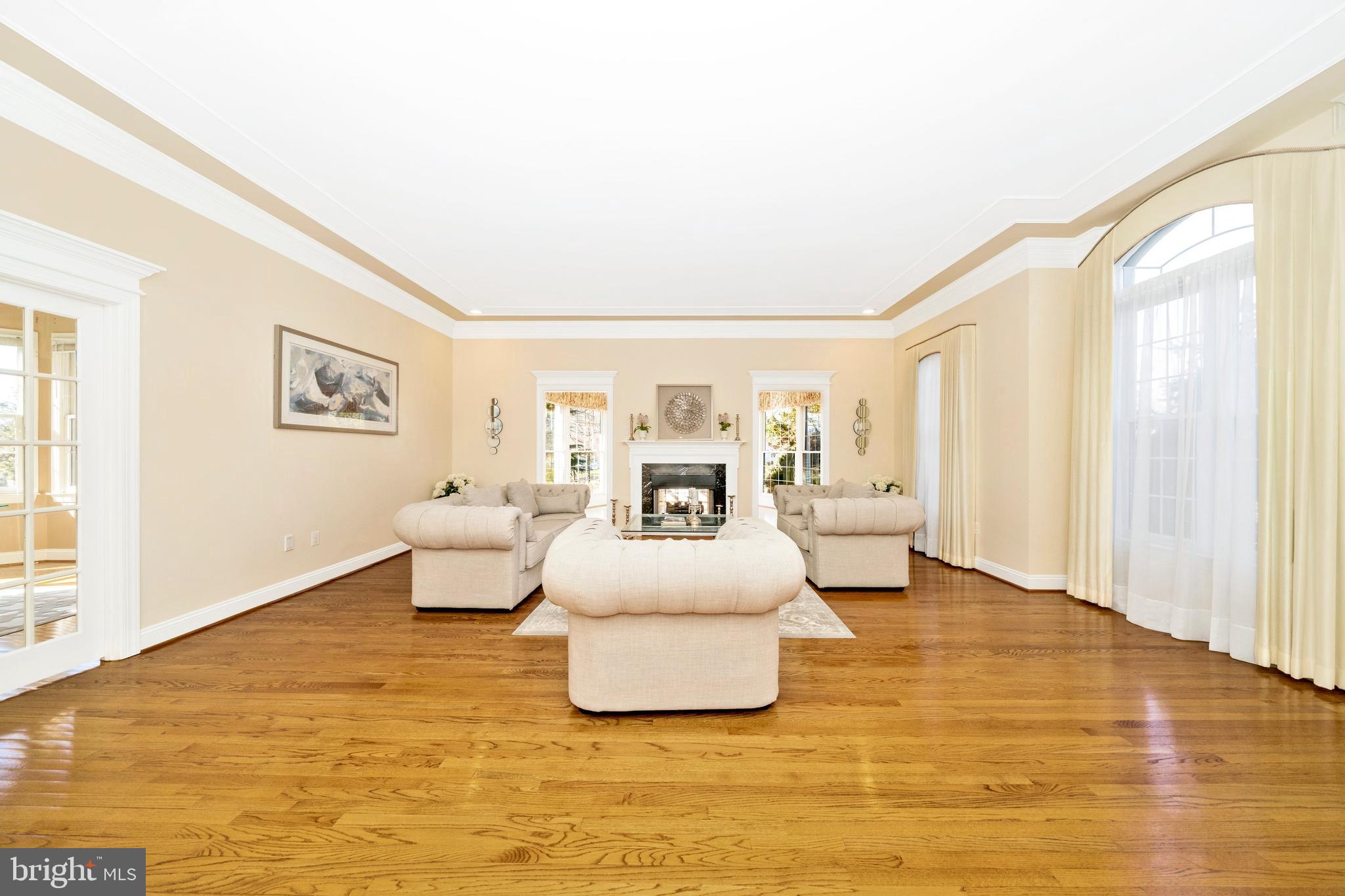 HAMPSHIRE GREENS - Residential