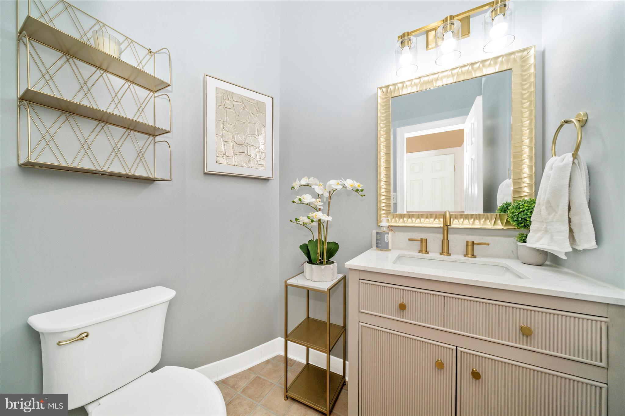 HAMPSHIRE GREENS - Residential