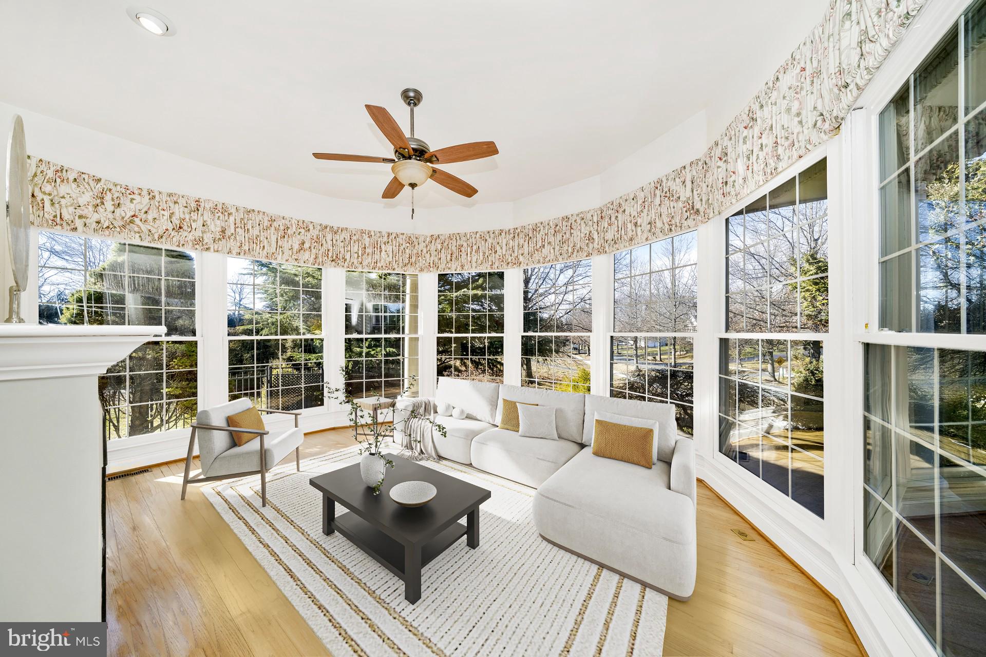 HAMPSHIRE GREENS - Residential