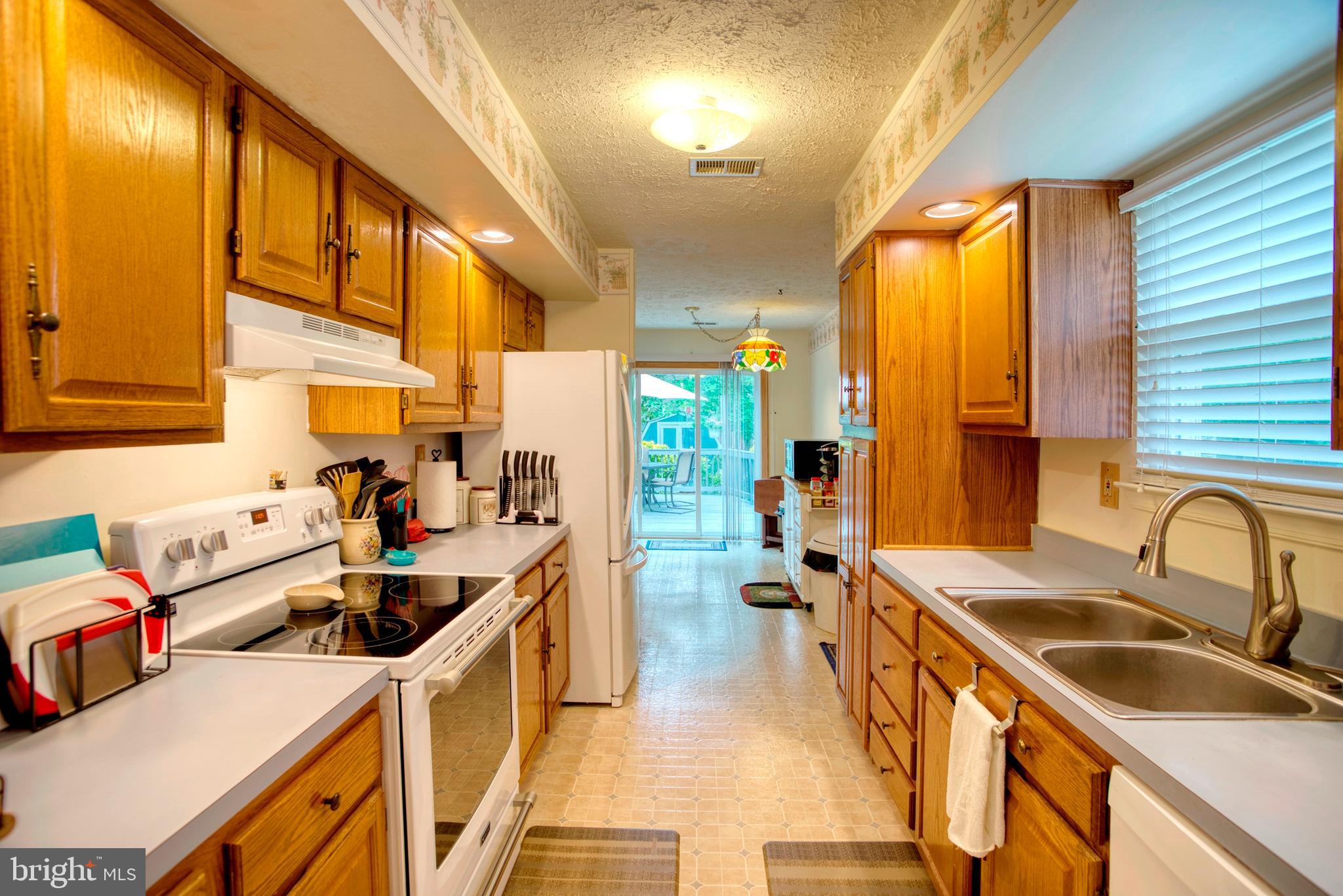 DORCHESTER NEIGHBORHOOD - Residential