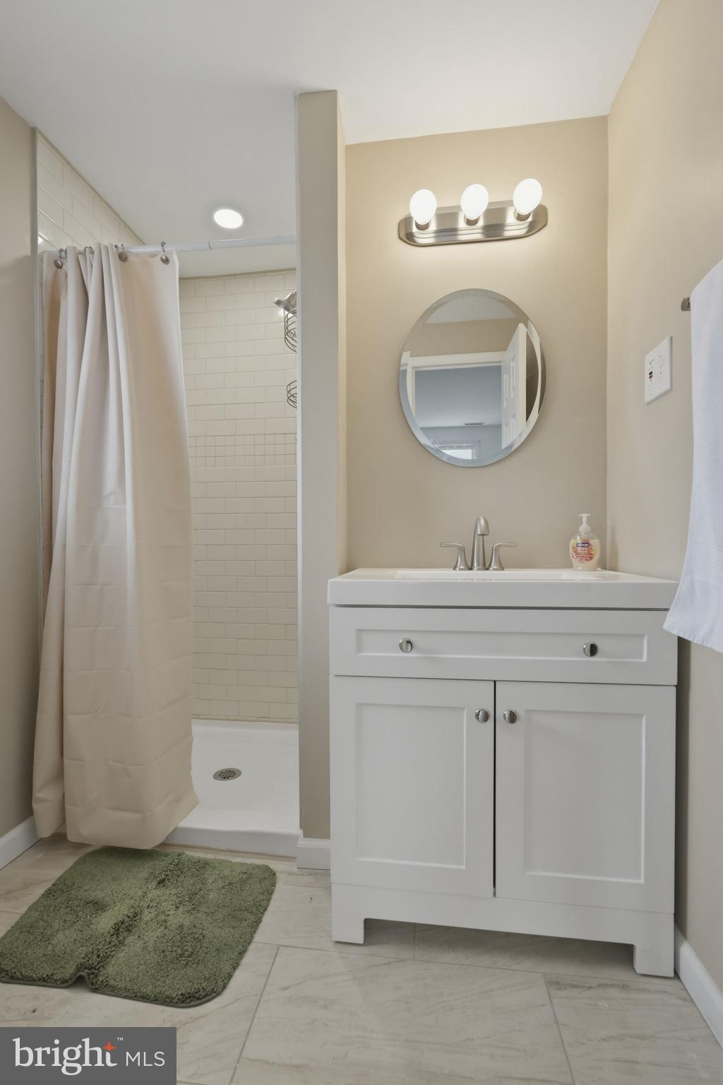 BLUE BELL - Residential