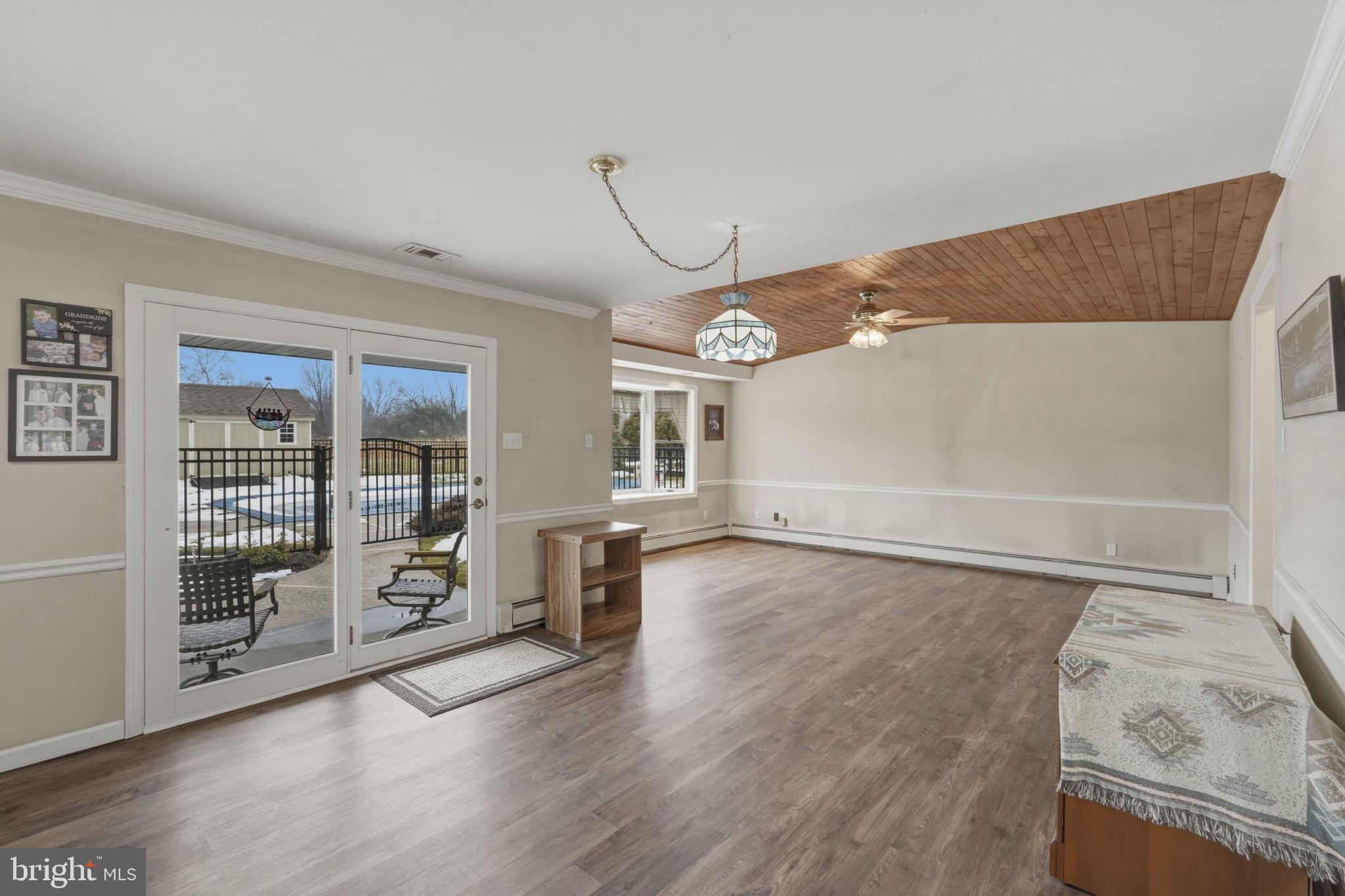 BLUE BELL - Residential