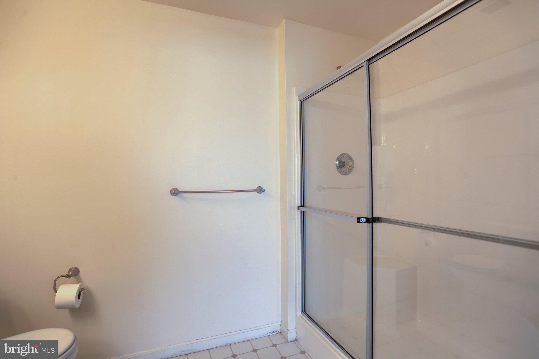 THE RESERVE - Residential Lease