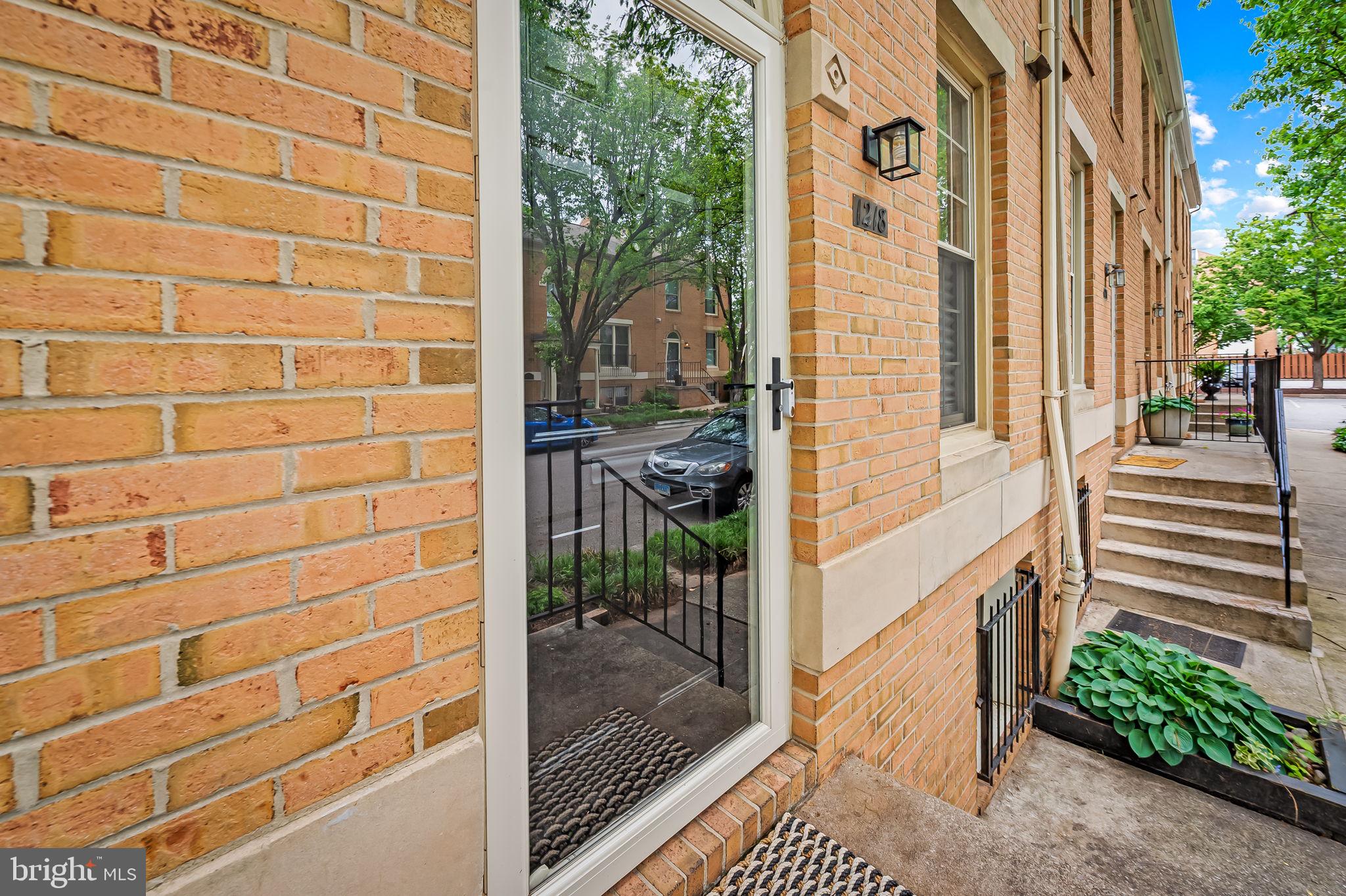 1218 S CURLEY STREET