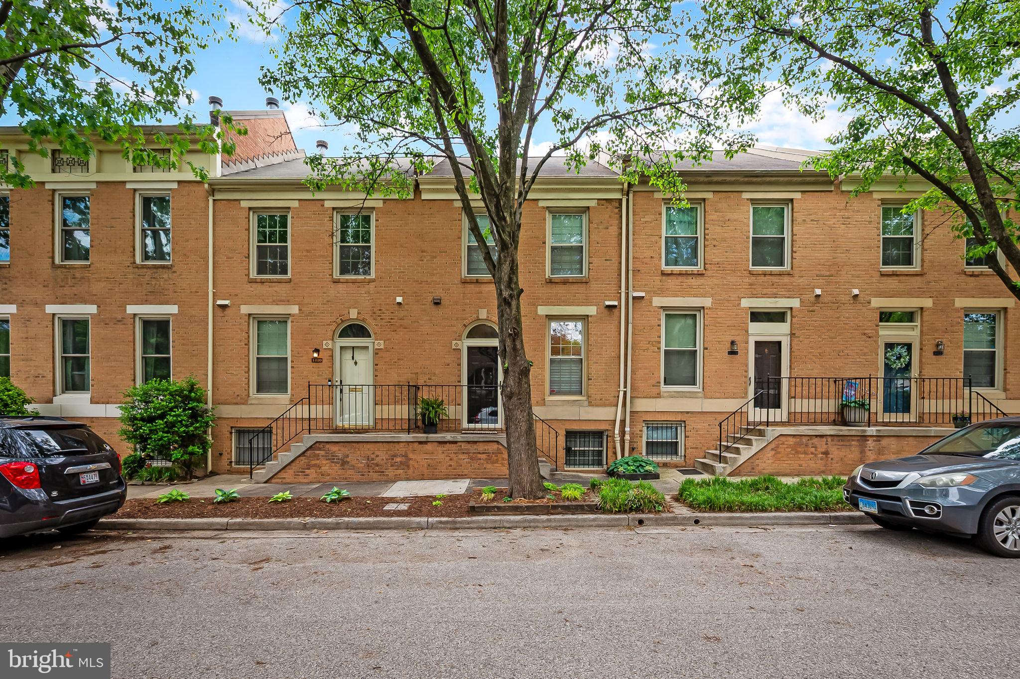 1218 S CURLEY STREET