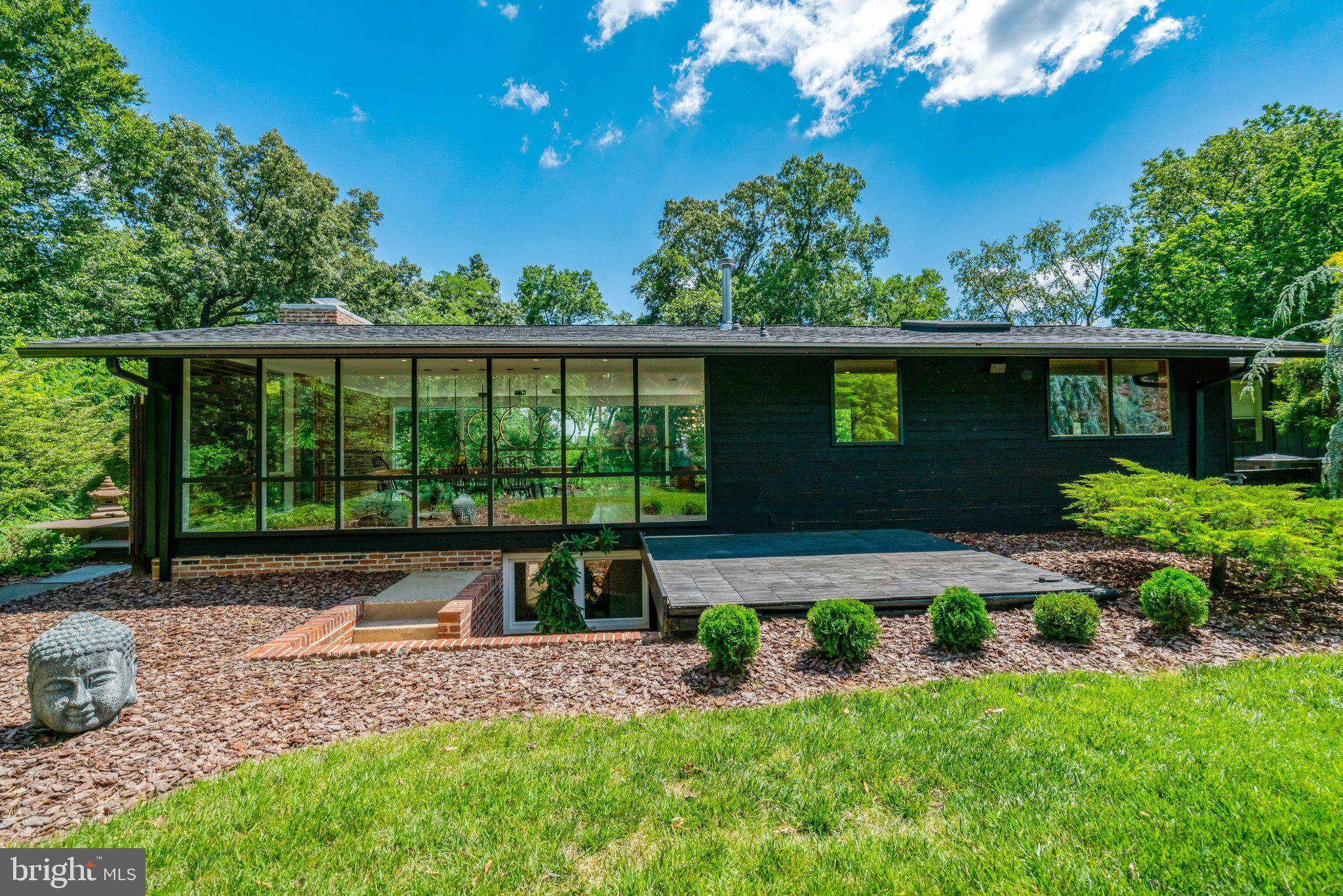 1927 MARTHAS ROAD