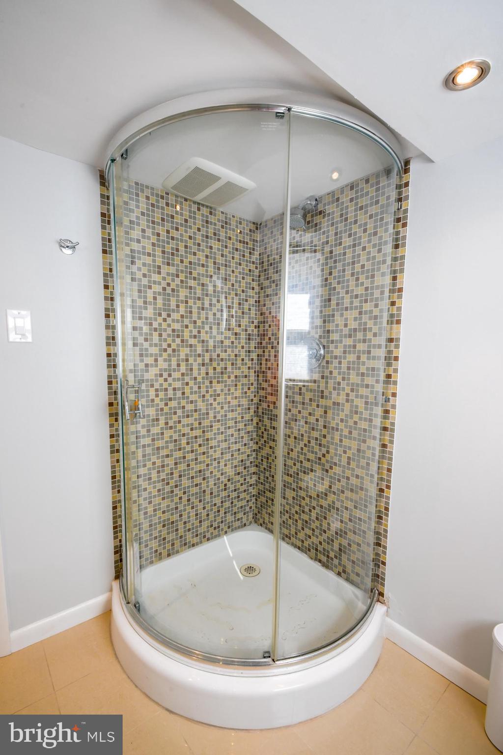 MARCHWOOD - Residential