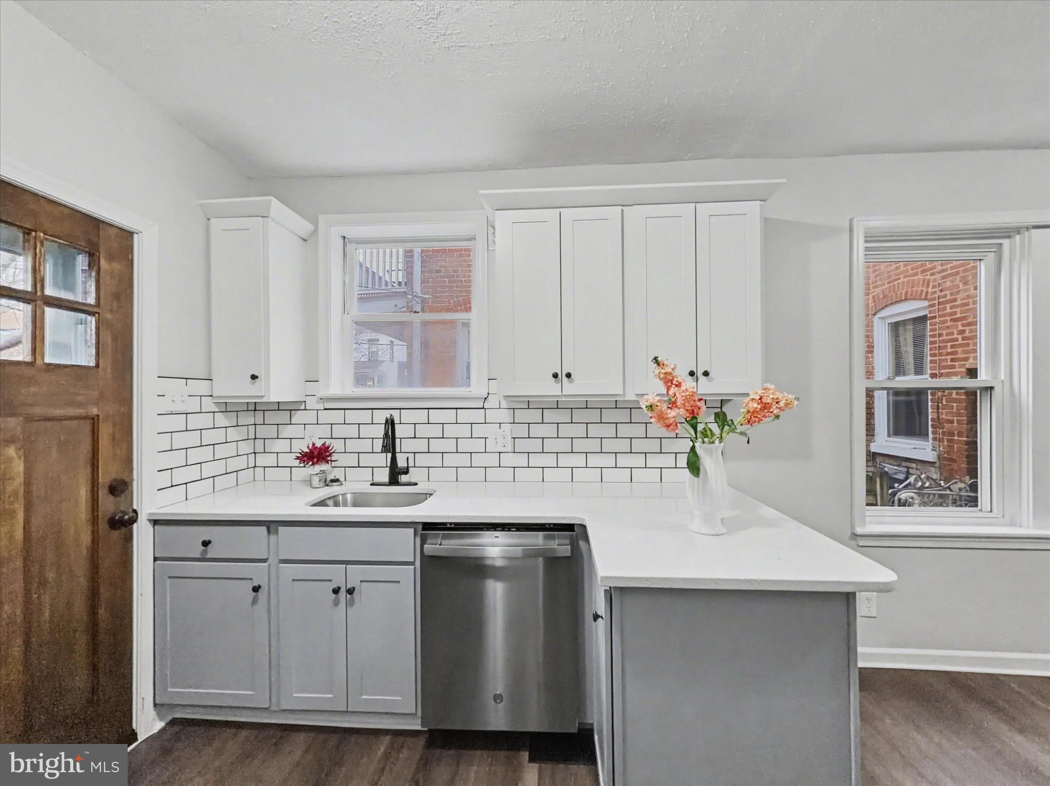 LANCASTER NORTHEAST - Residential