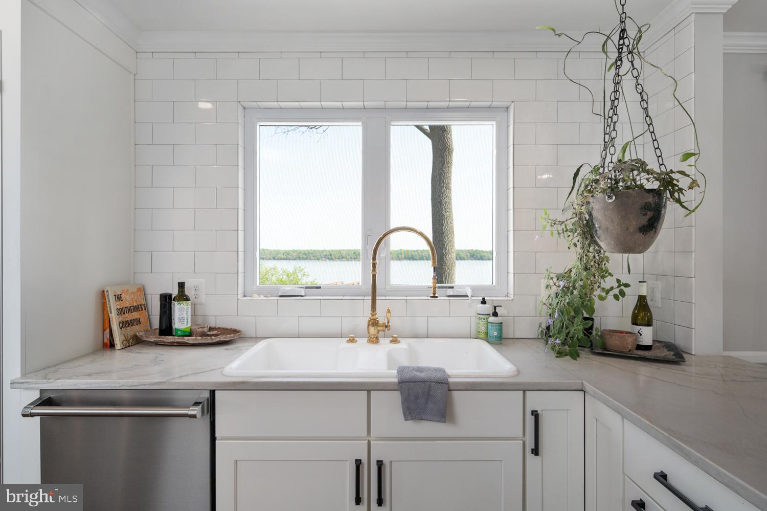 BELLE RIVE - Residential