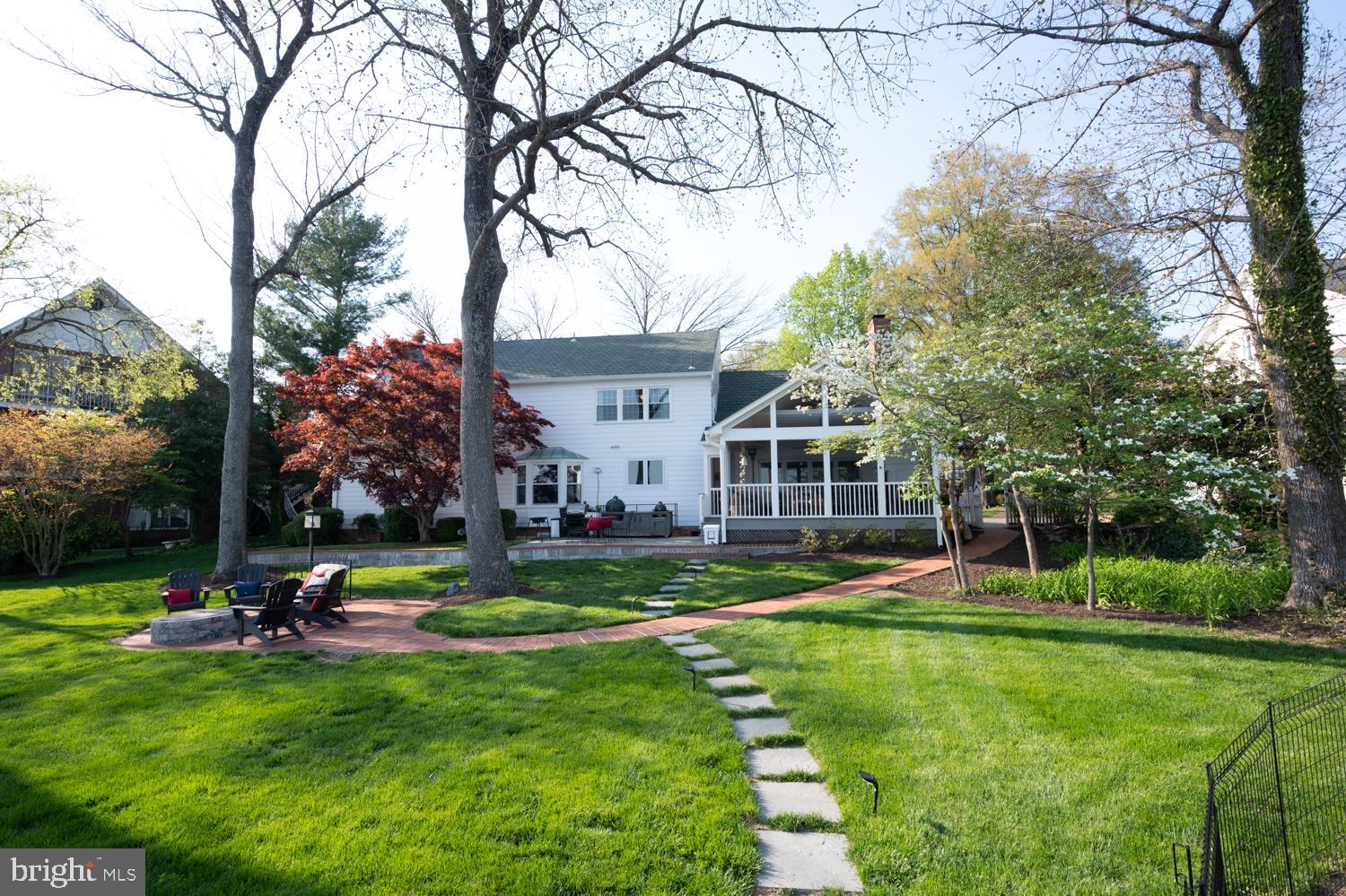 BELLE RIVE - Residential