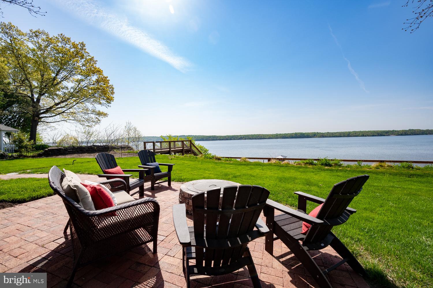 BELLE RIVE - Residential