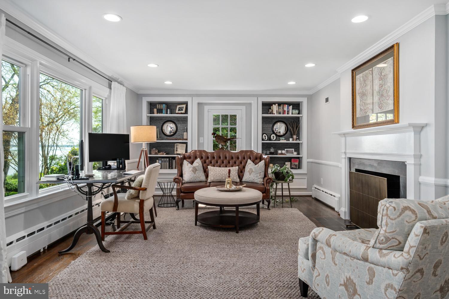 BELLE RIVE - Residential