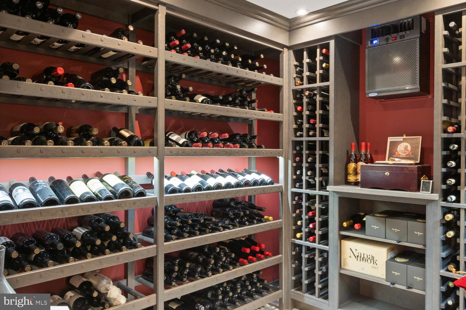 BELLE RIVE - Residential