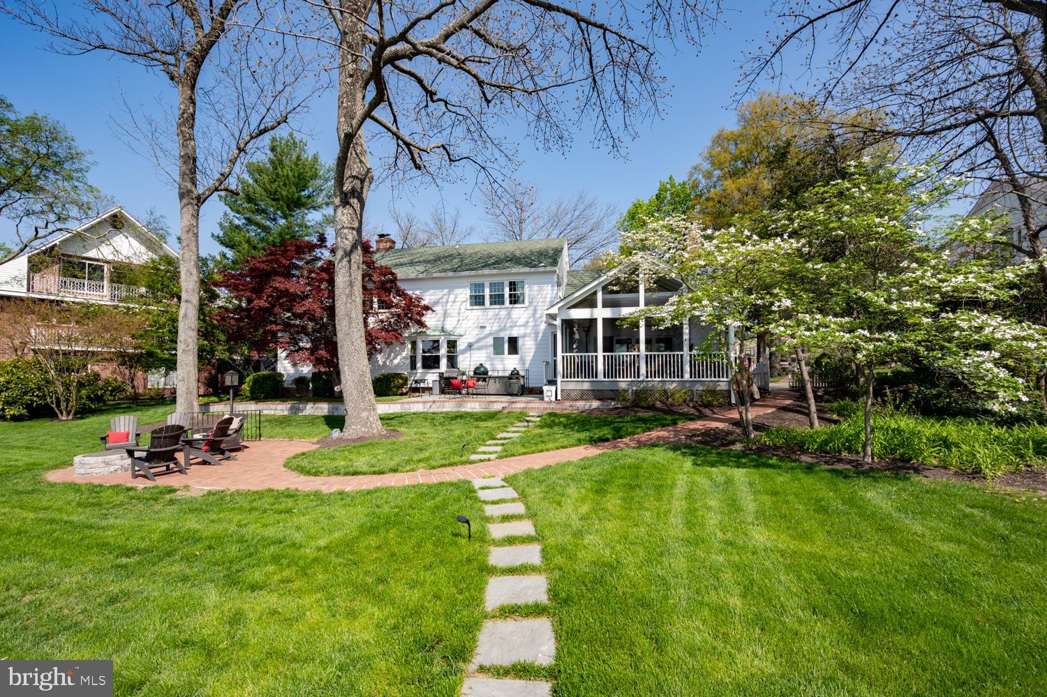 BELLE RIVE - Residential