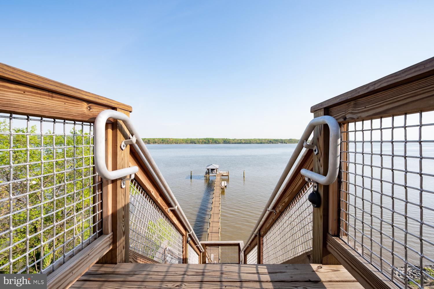 BELLE RIVE - Residential