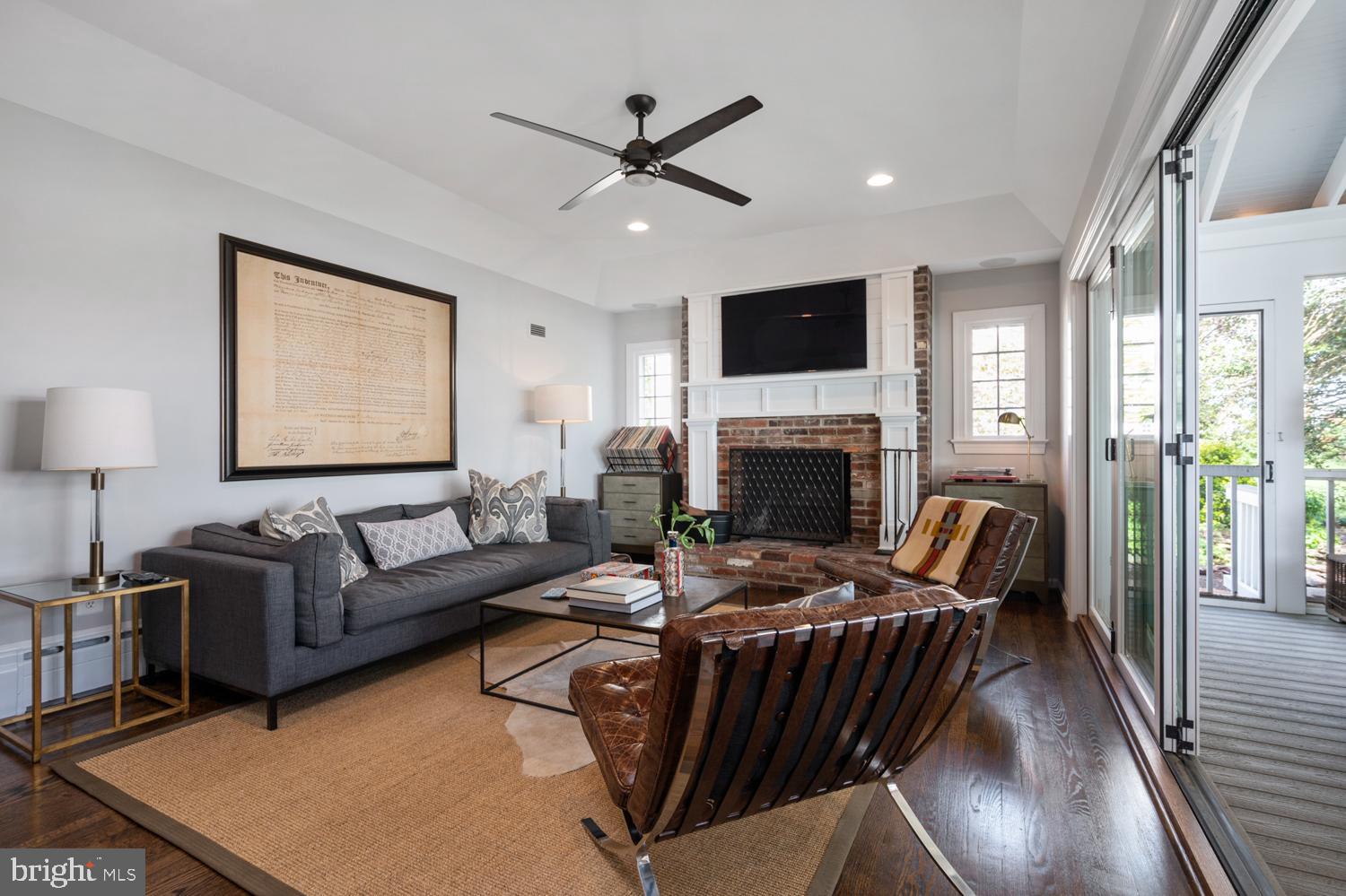 BELLE RIVE - Residential