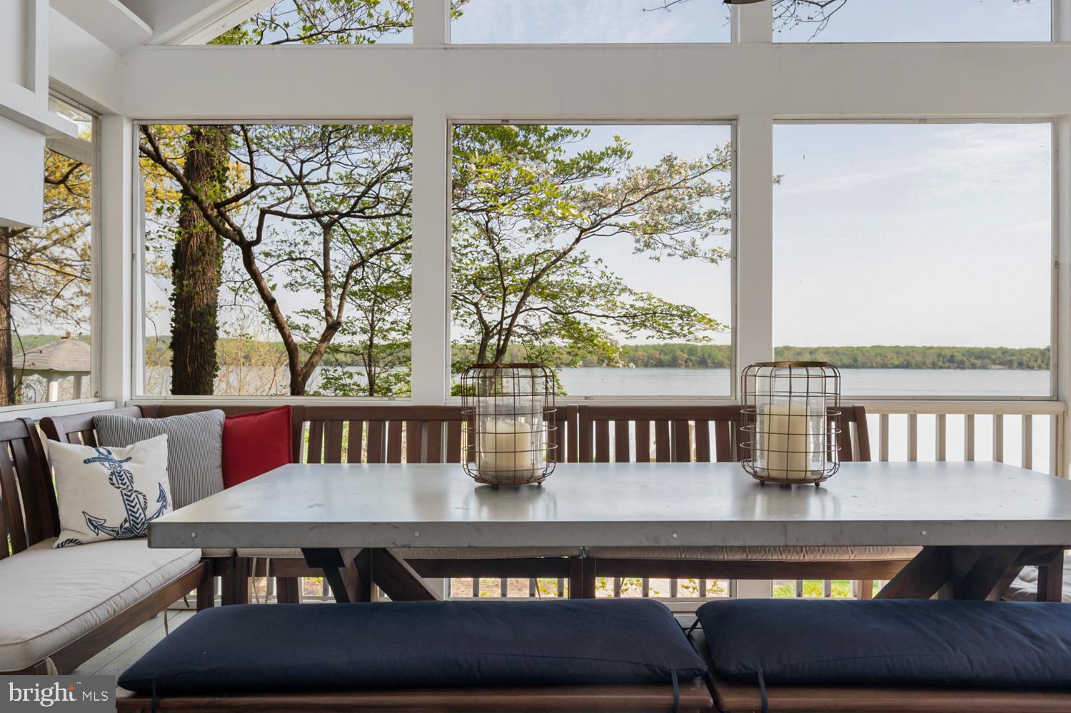 BELLE RIVE - Residential