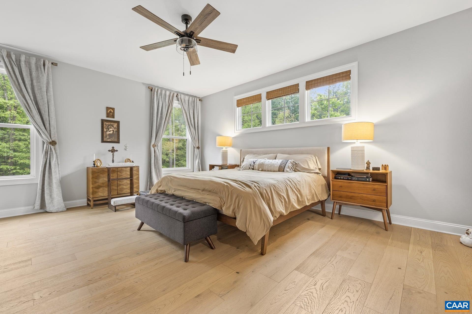 TWO RIVERS - Residential