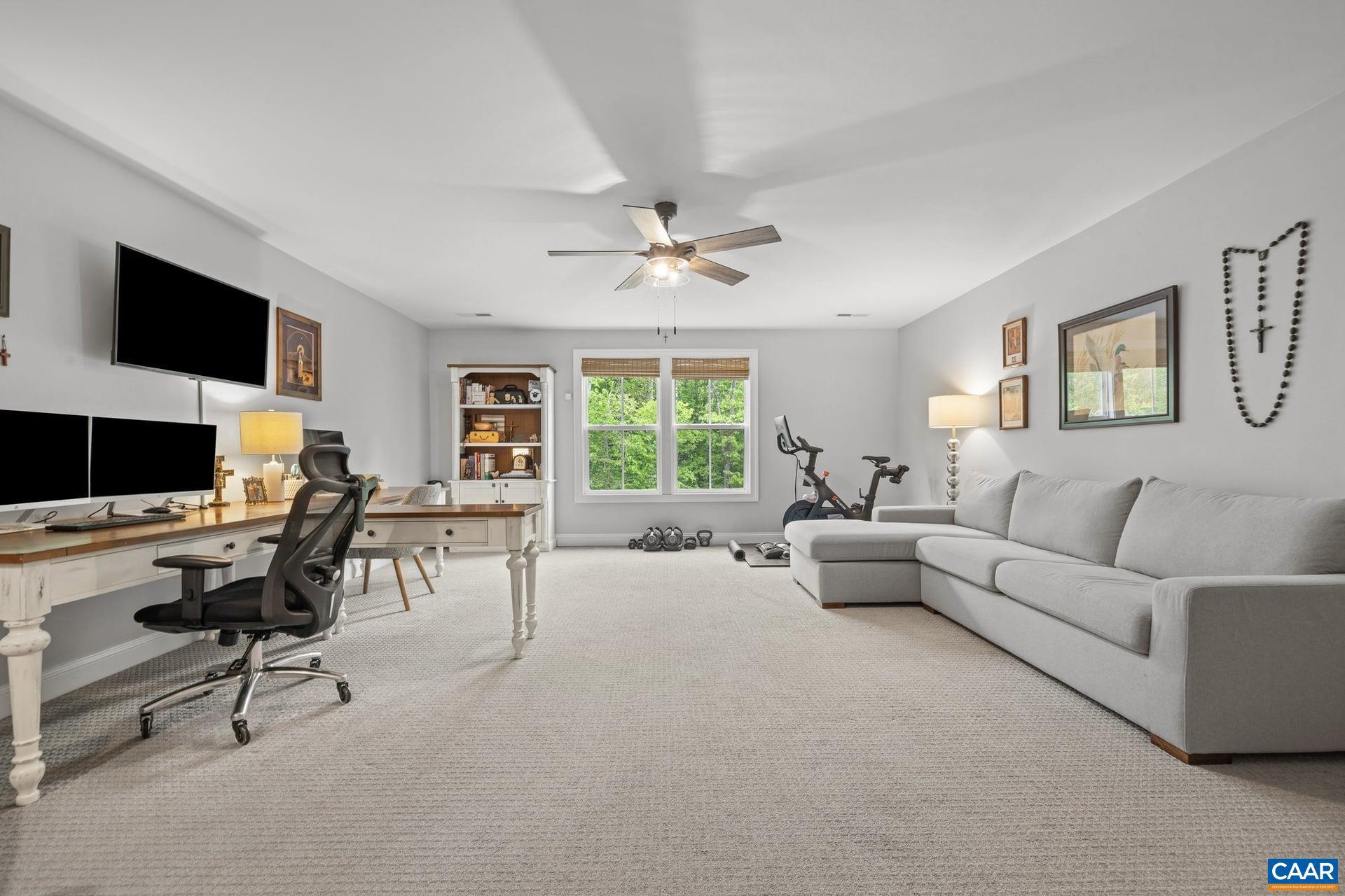 TWO RIVERS - Residential