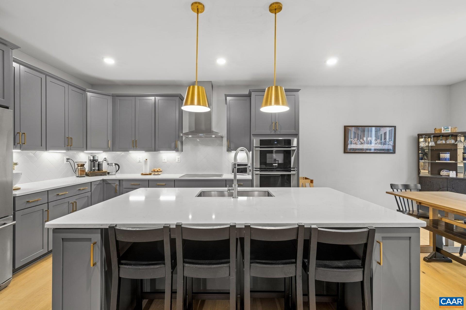 TWO RIVERS - Residential