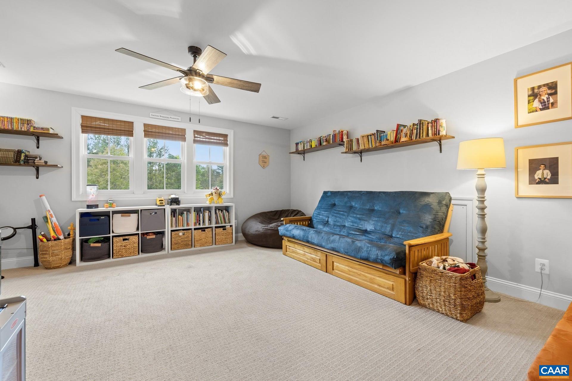 TWO RIVERS - Residential