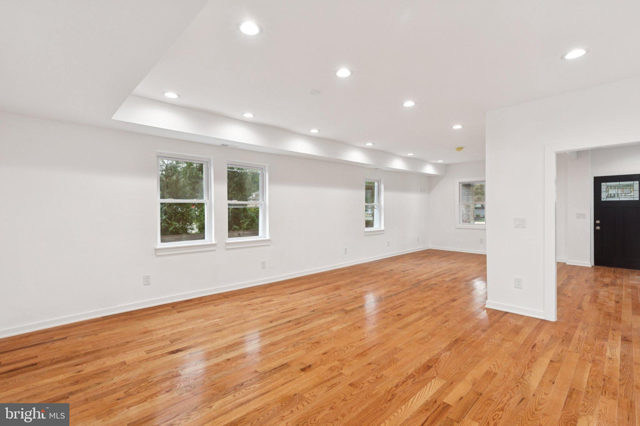 GLENSIDE - Residential