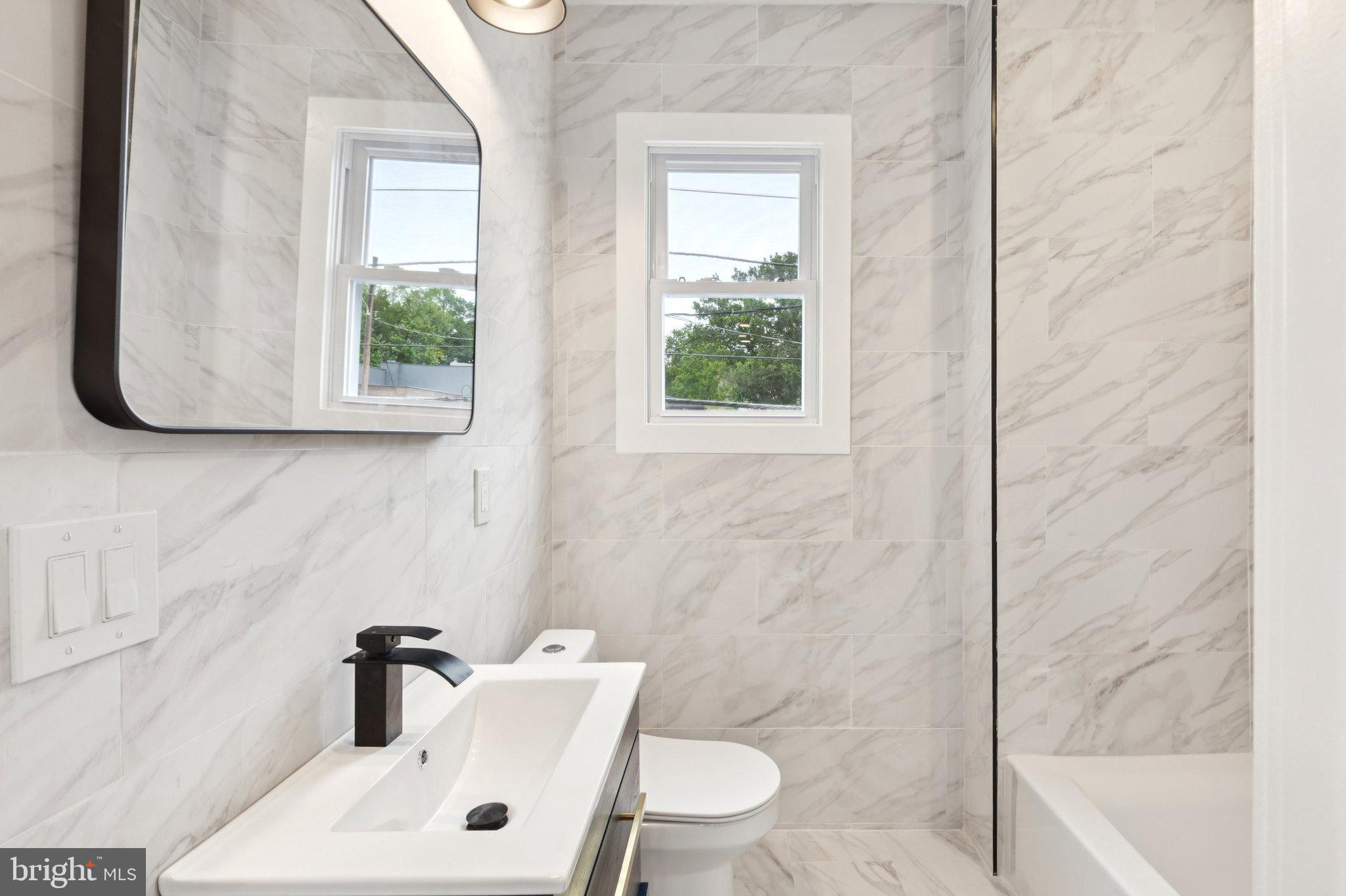 GLENSIDE - Residential