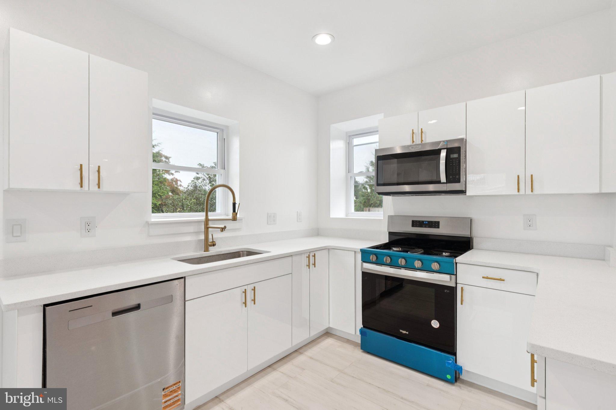 GLENSIDE - Residential