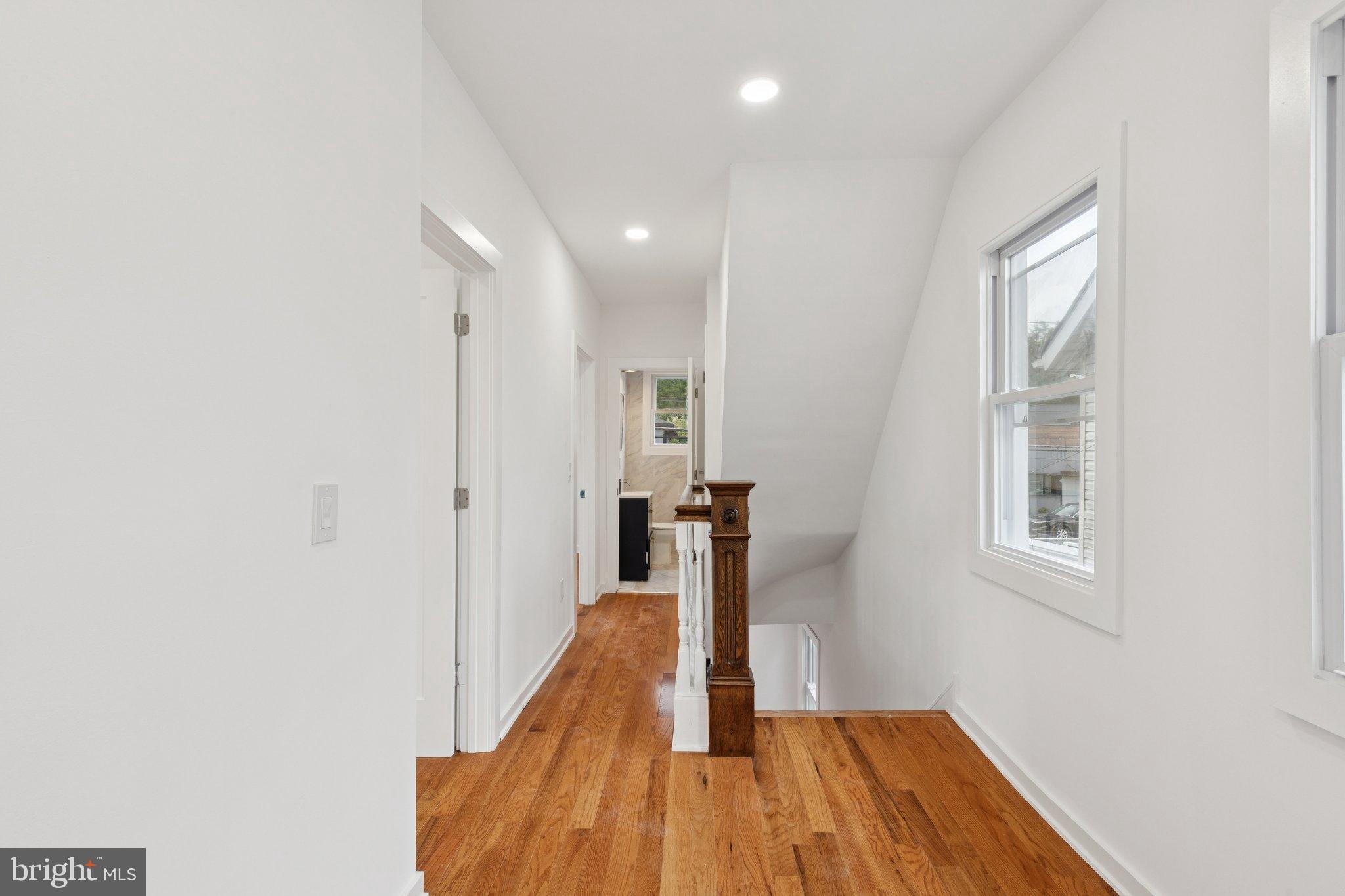 GLENSIDE - Residential