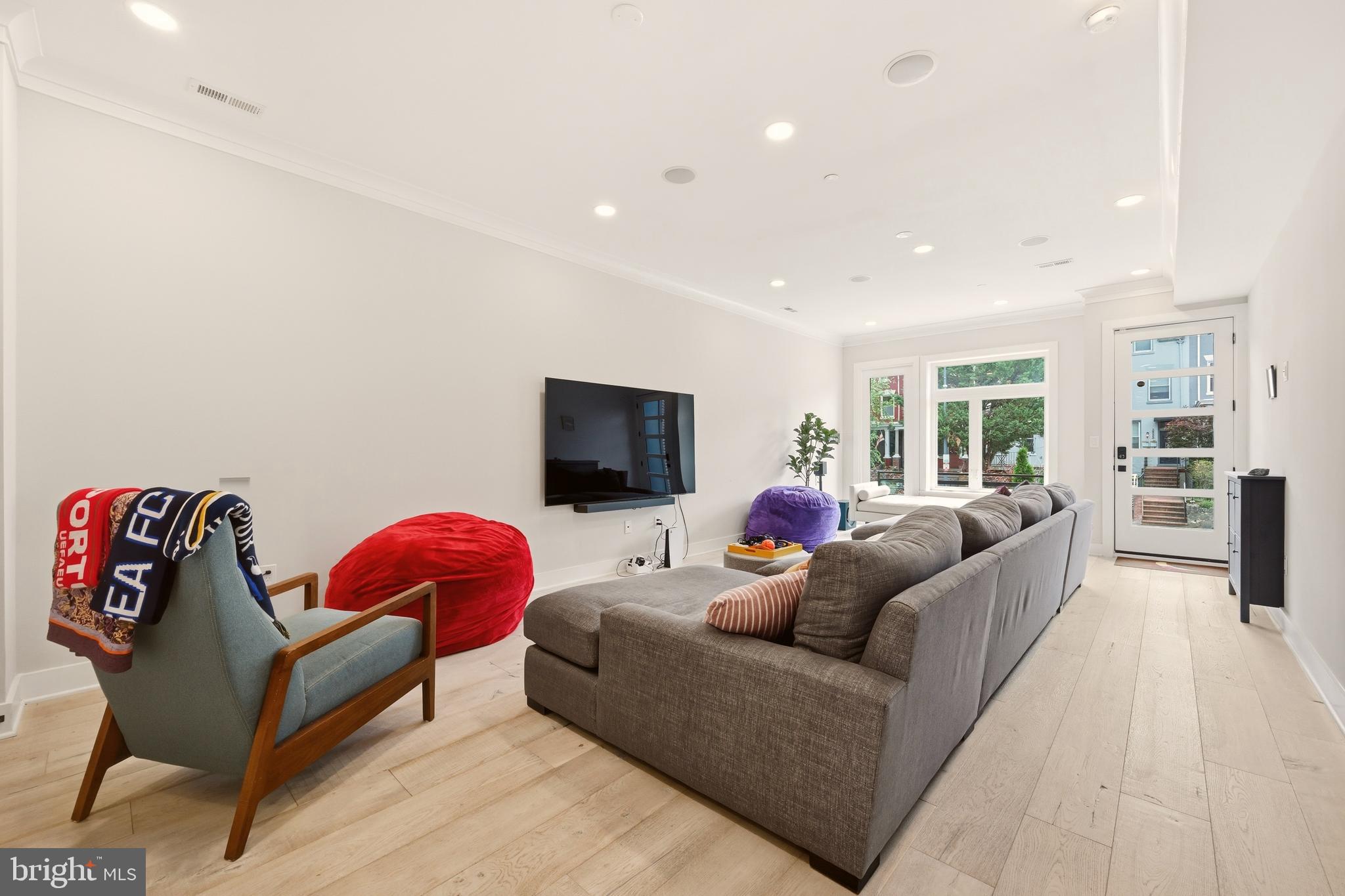 3554 13TH STREET NW 2