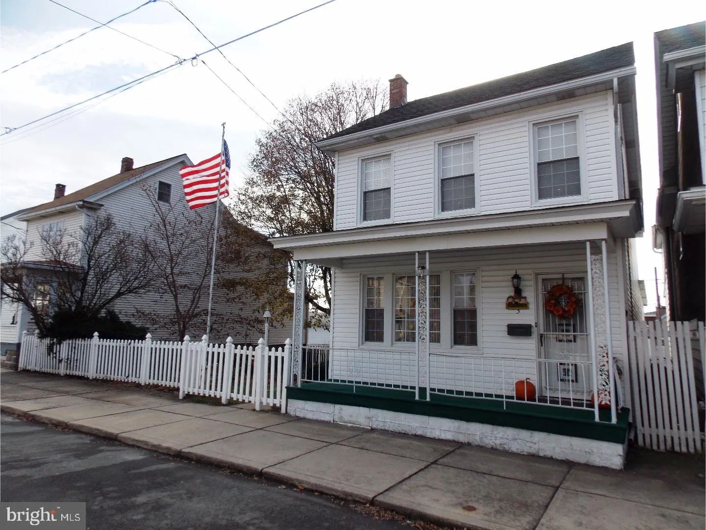 5 E White Street, Summit Hill, PA 18250