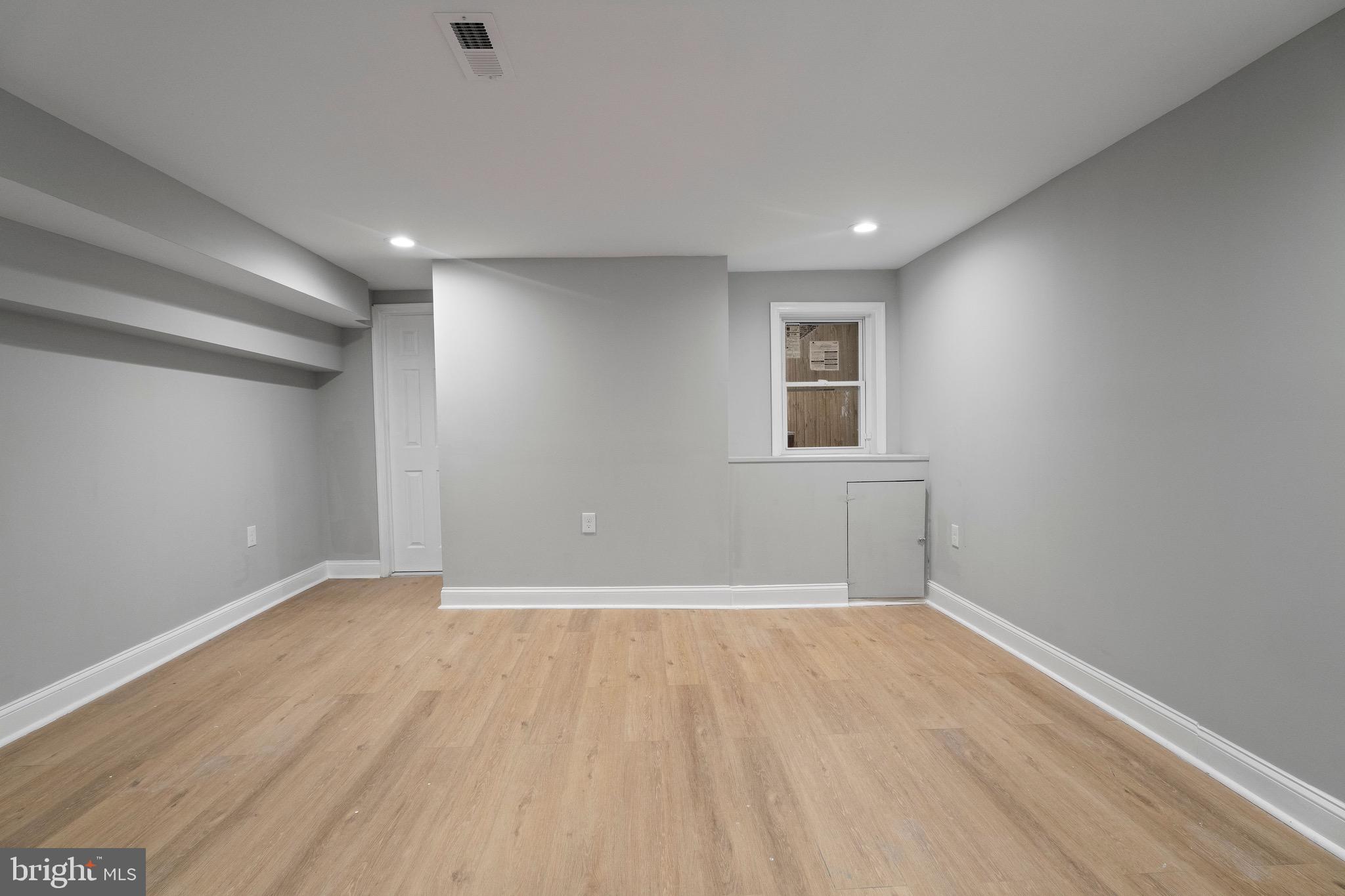 FRANKLIN SQUARE HISTORIC DISTRICT - Residential