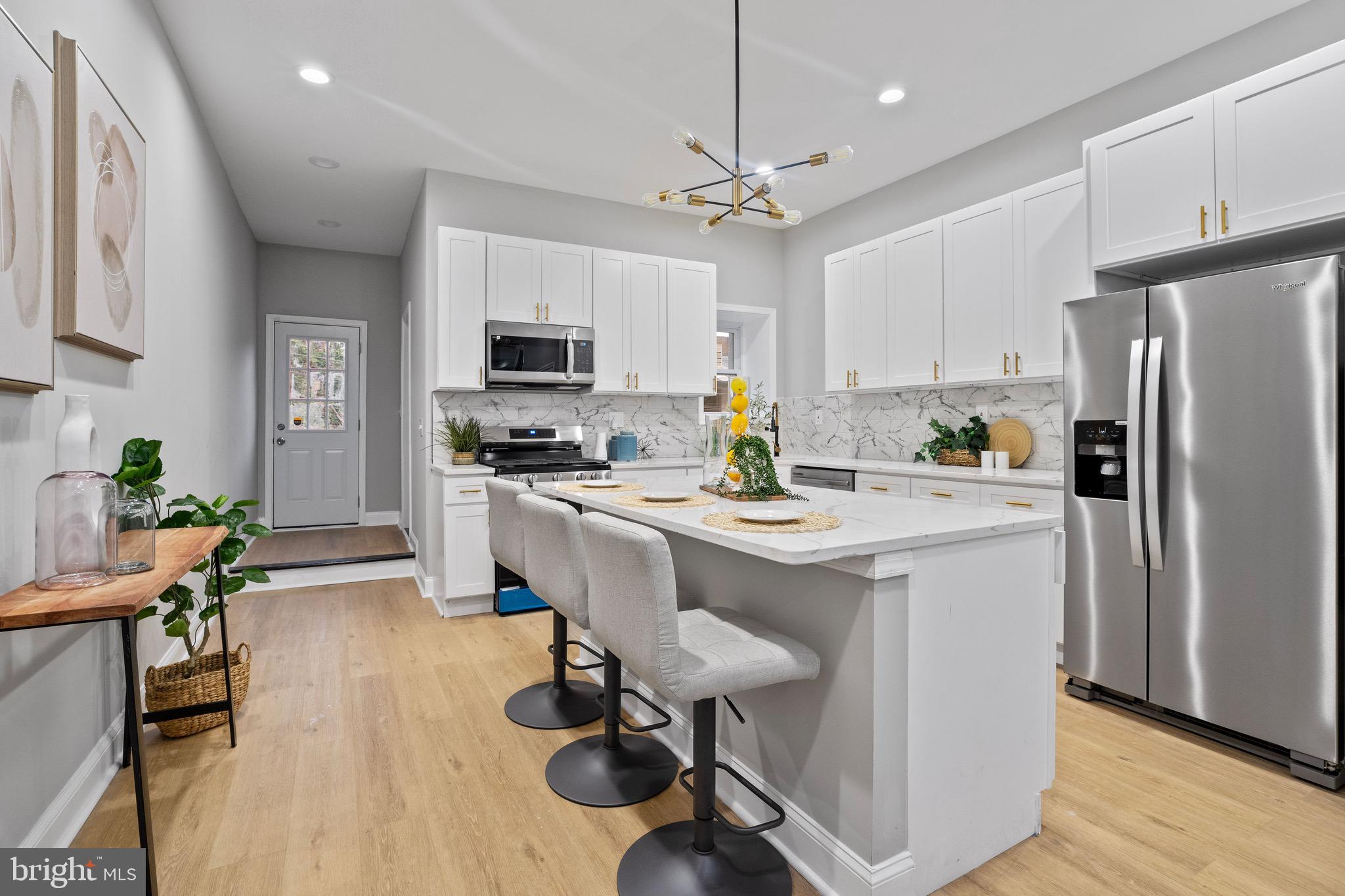 FRANKLIN SQUARE HISTORIC DISTRICT - Residential