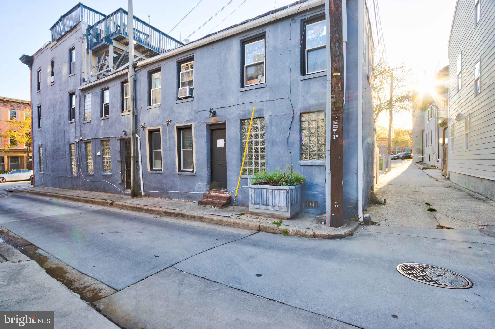 BUTCHERS HILL - Residential