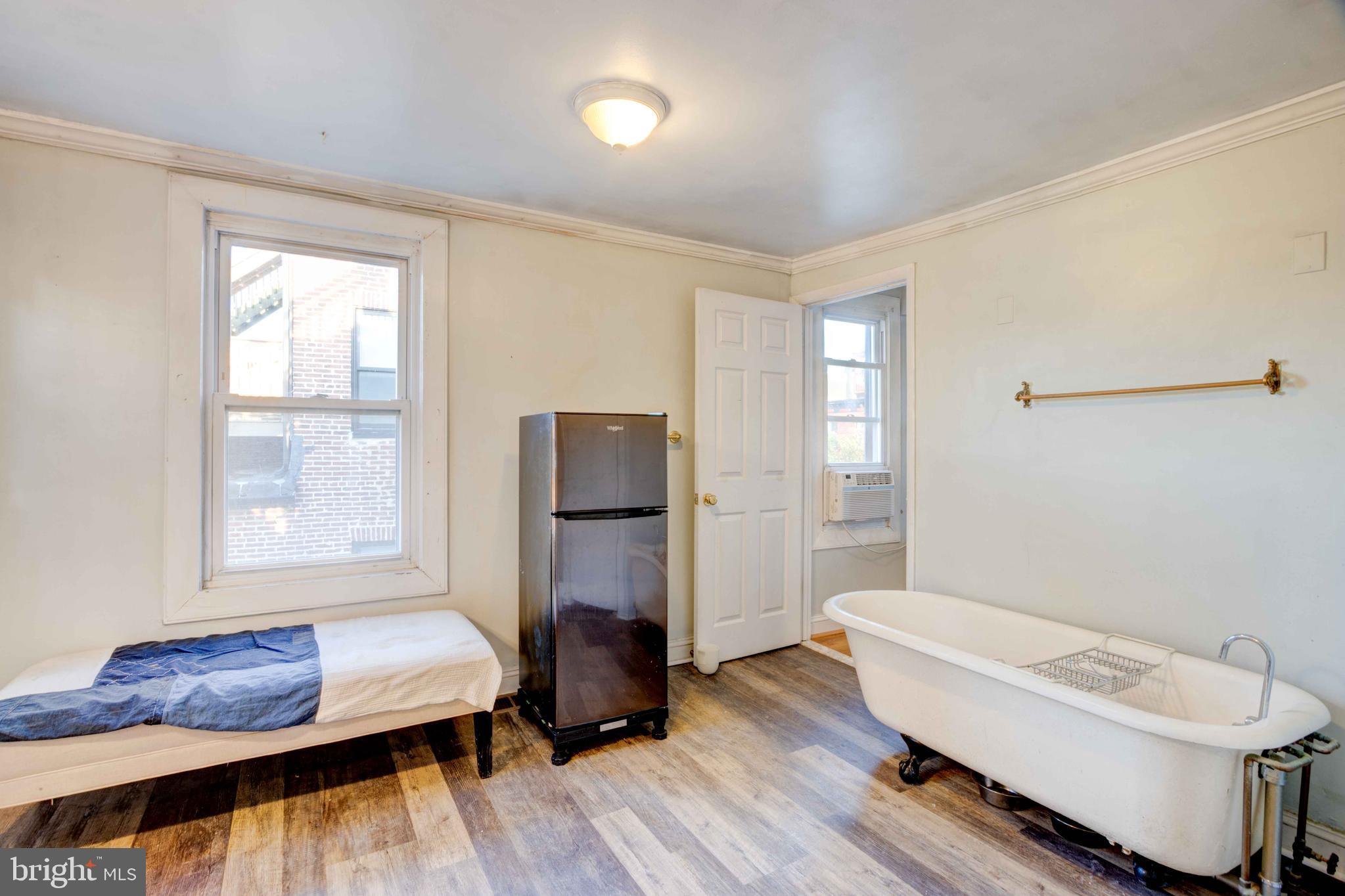 BUTCHERS HILL - Residential
