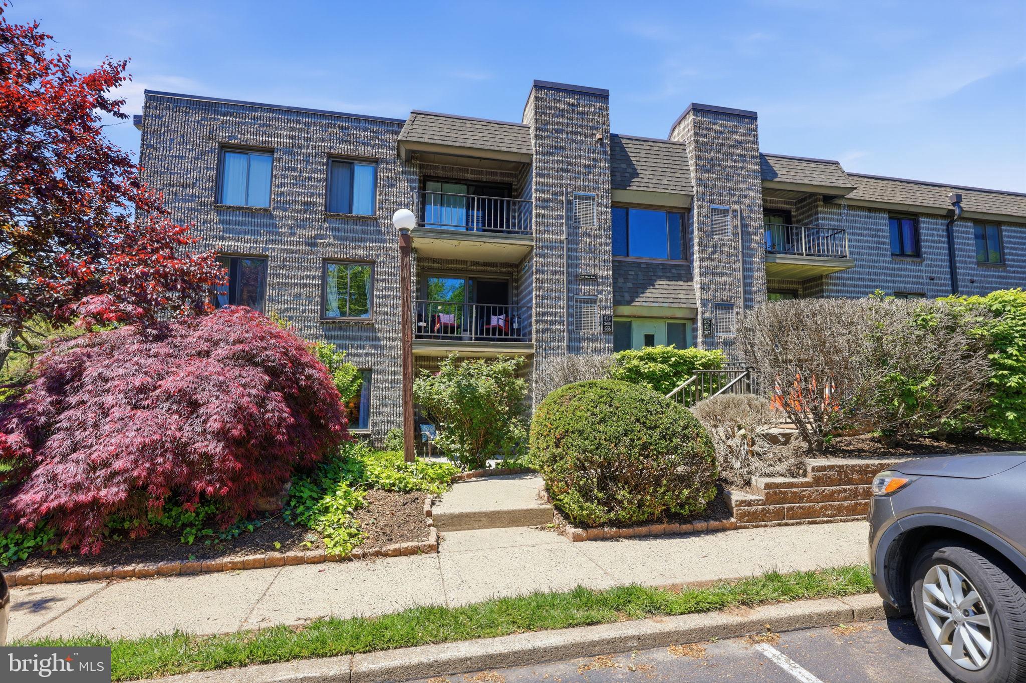 VILLAGE SHIRES - Residential