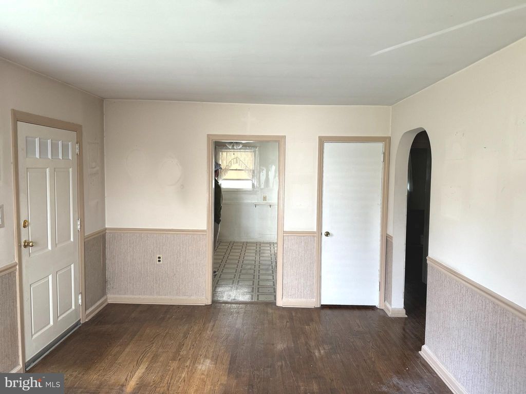 Photo of 806 S 15th Street, Columbia, PA 17512 (MLS # PALA2043664)