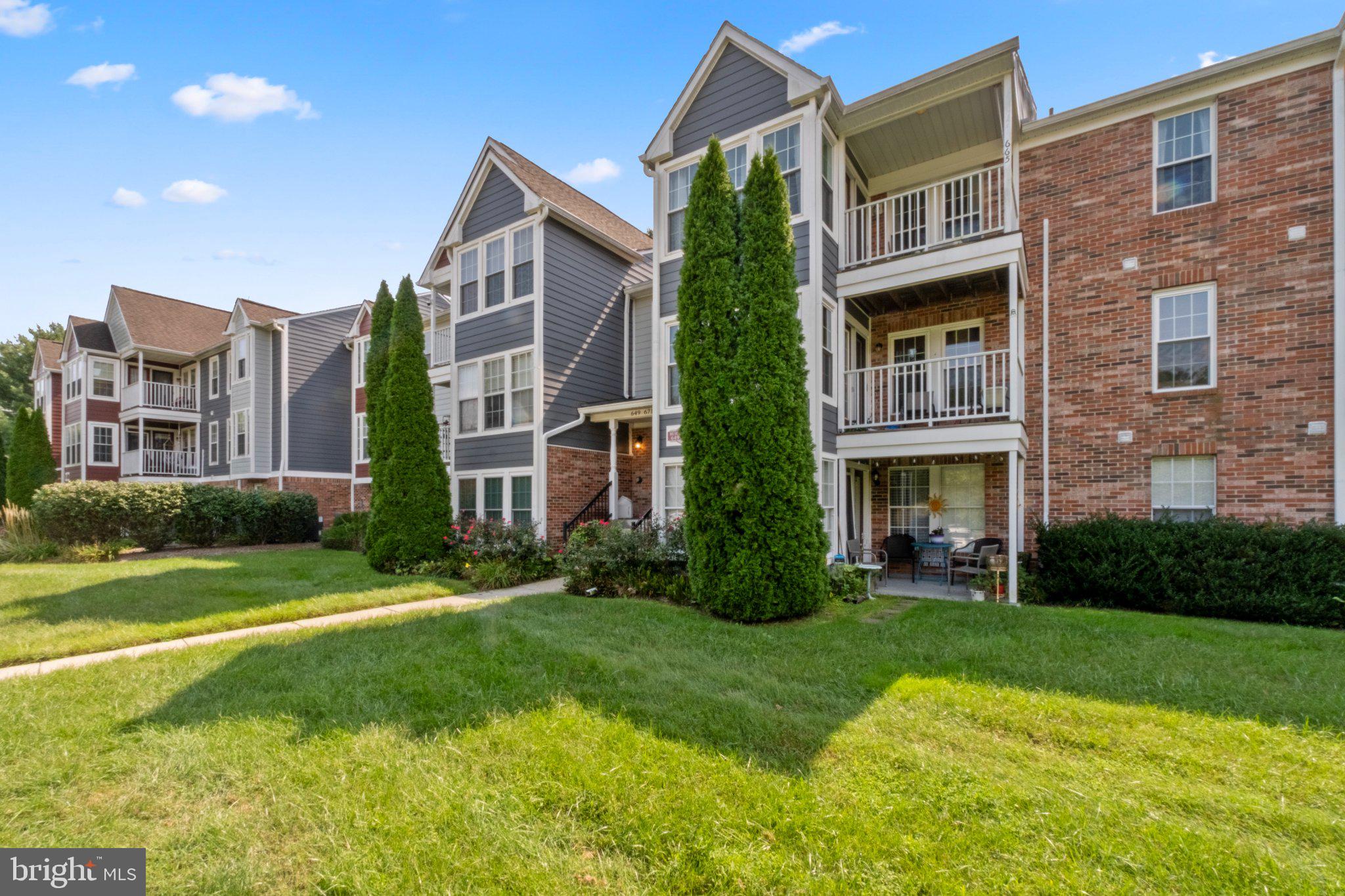 653 DEERING ROAD 3C