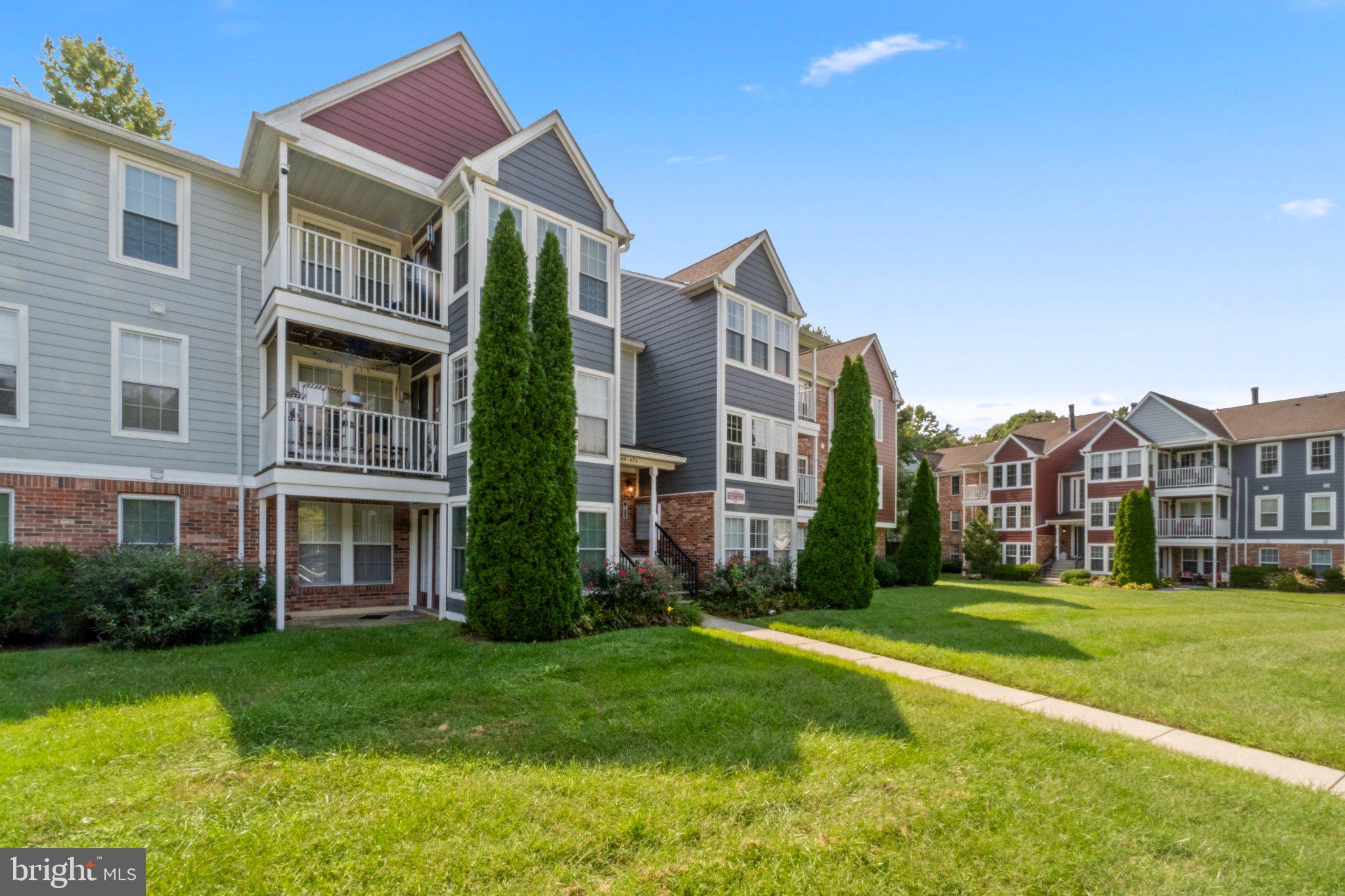 653 DEERING ROAD 3C