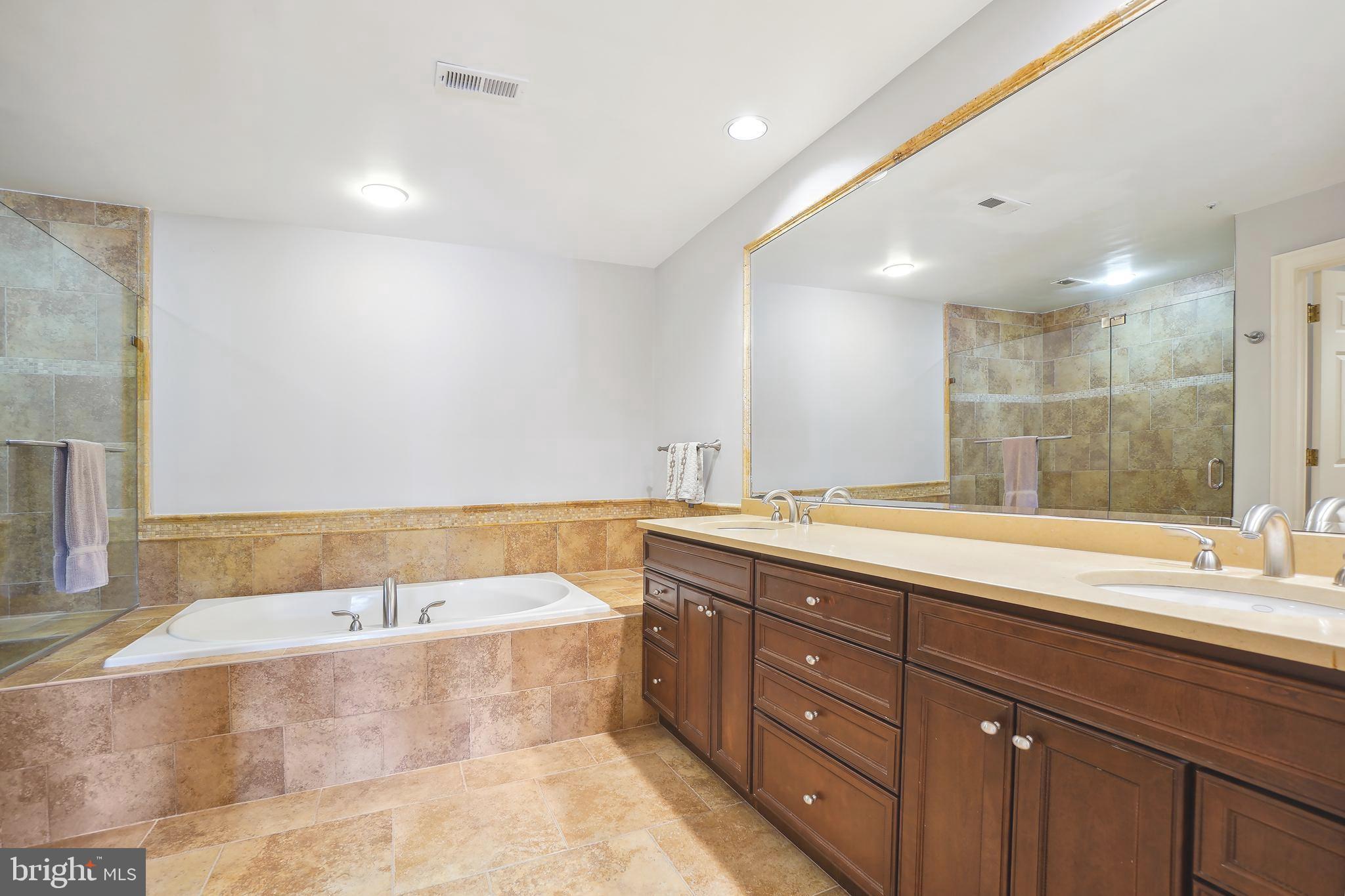 AVENEL - Residential